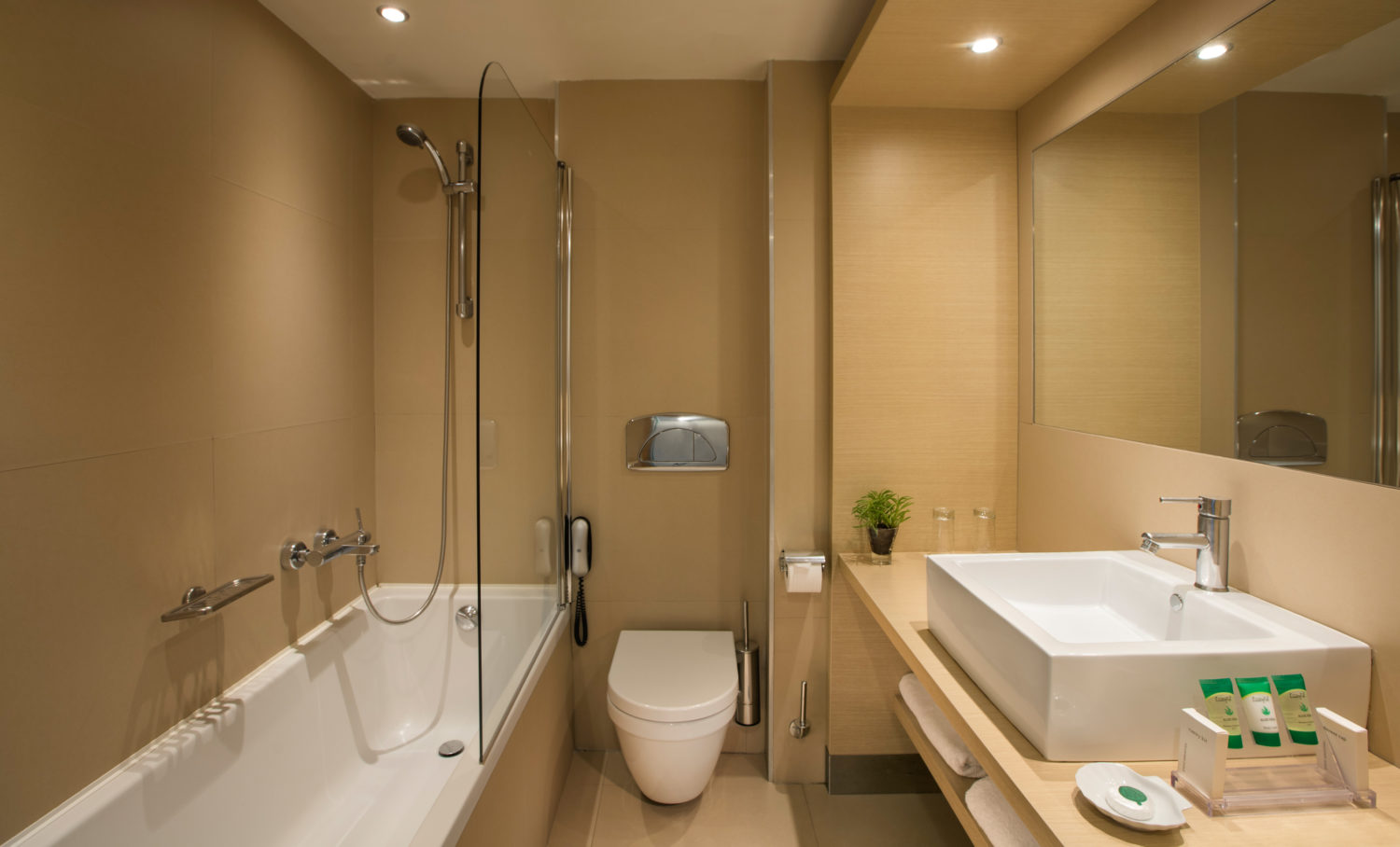 Double with Private Pool