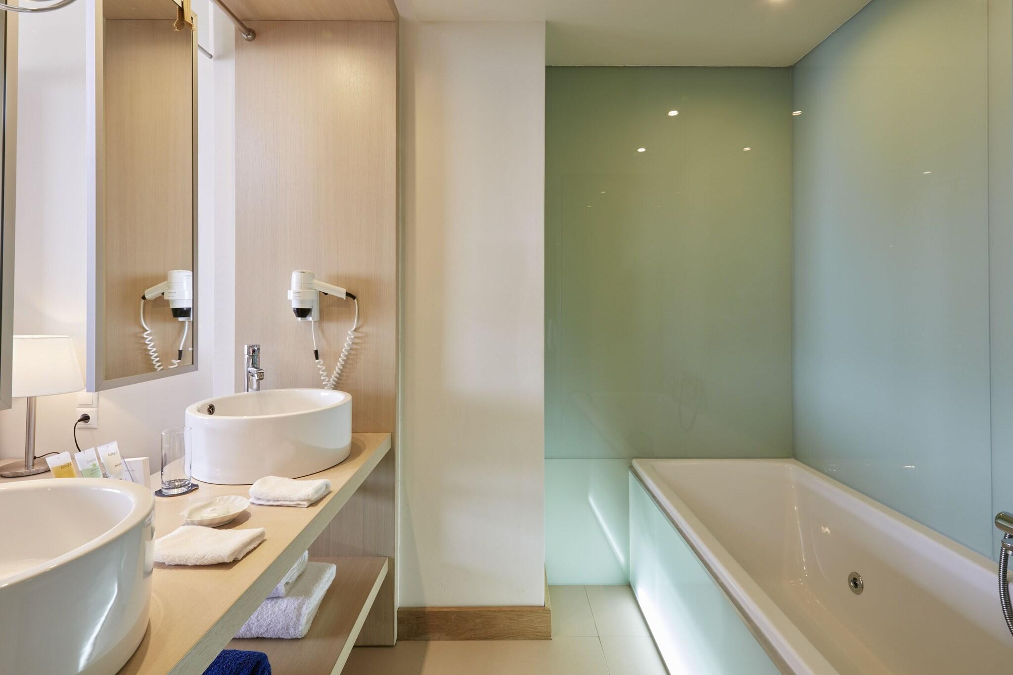 Suite Sea View with Private Pool