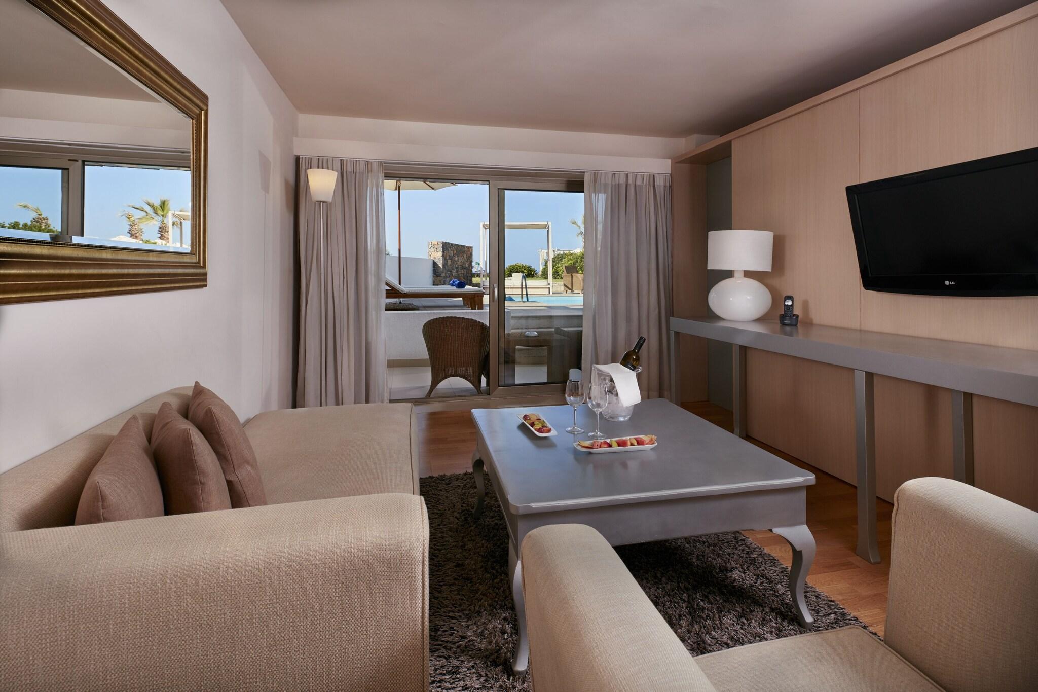 Suite Sea View with Private Pool