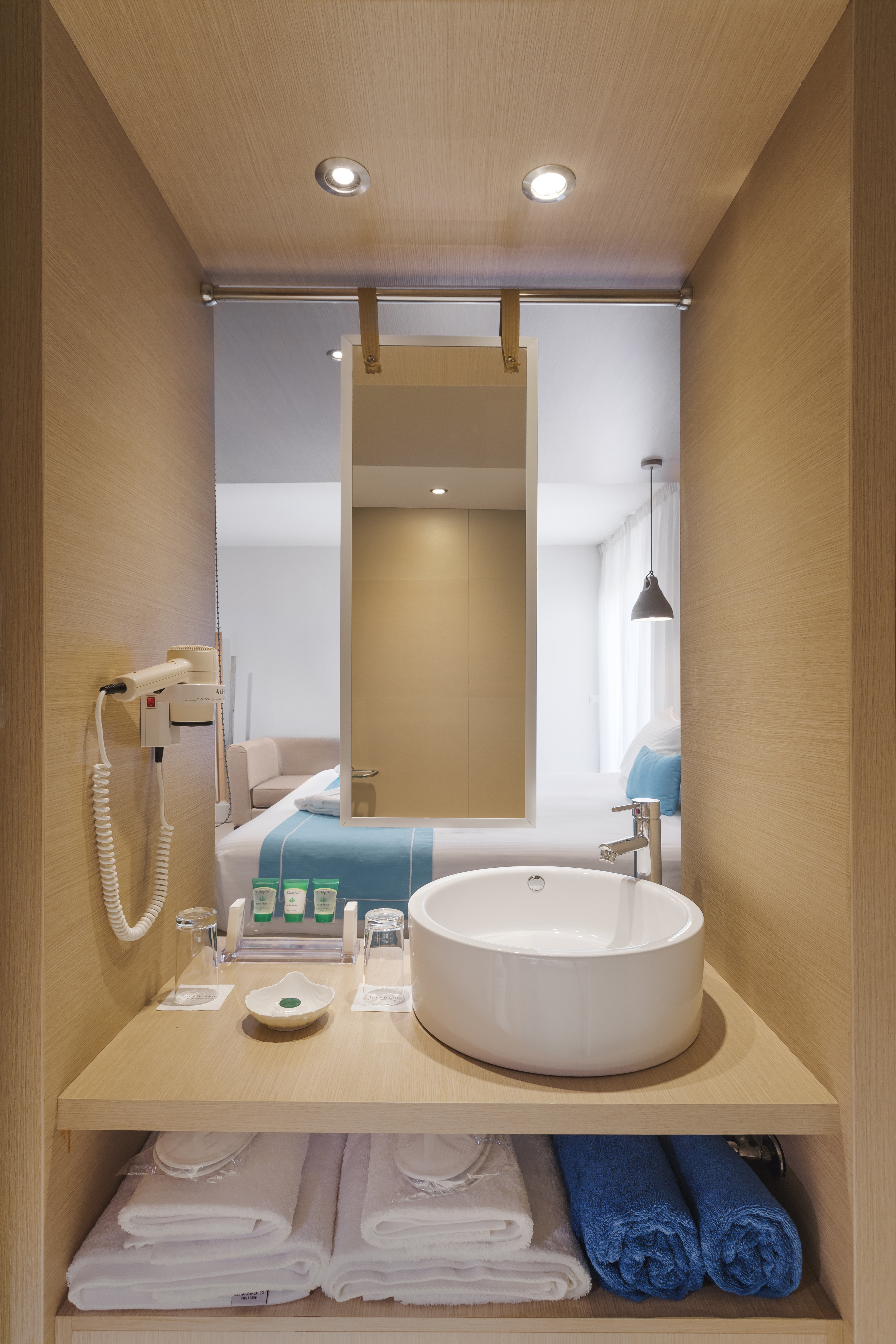 Double or Twin Land View