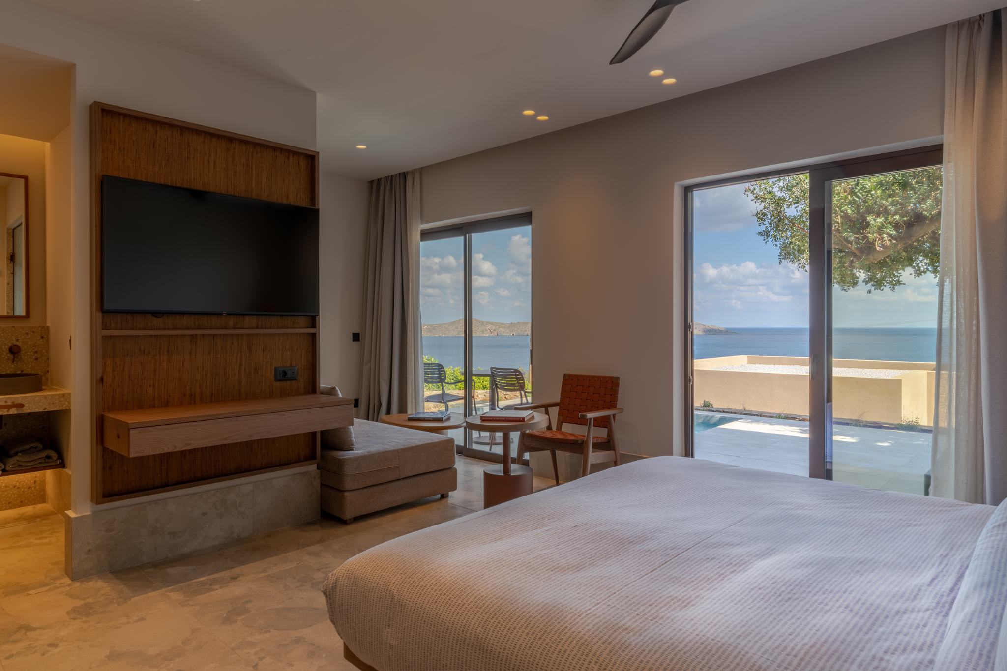 Apartment Sea View with Private Pool