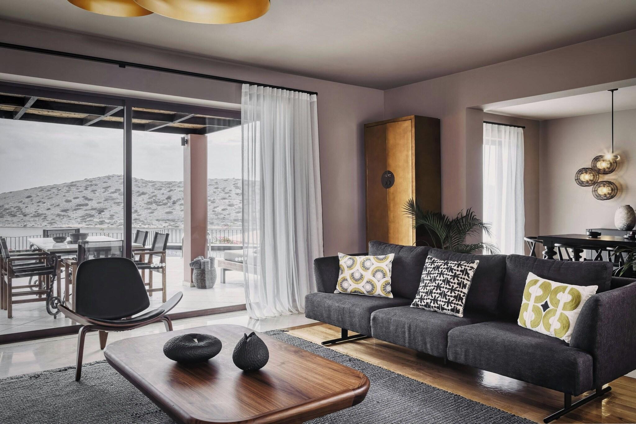 Villa Three Bedrooms with Private Pool