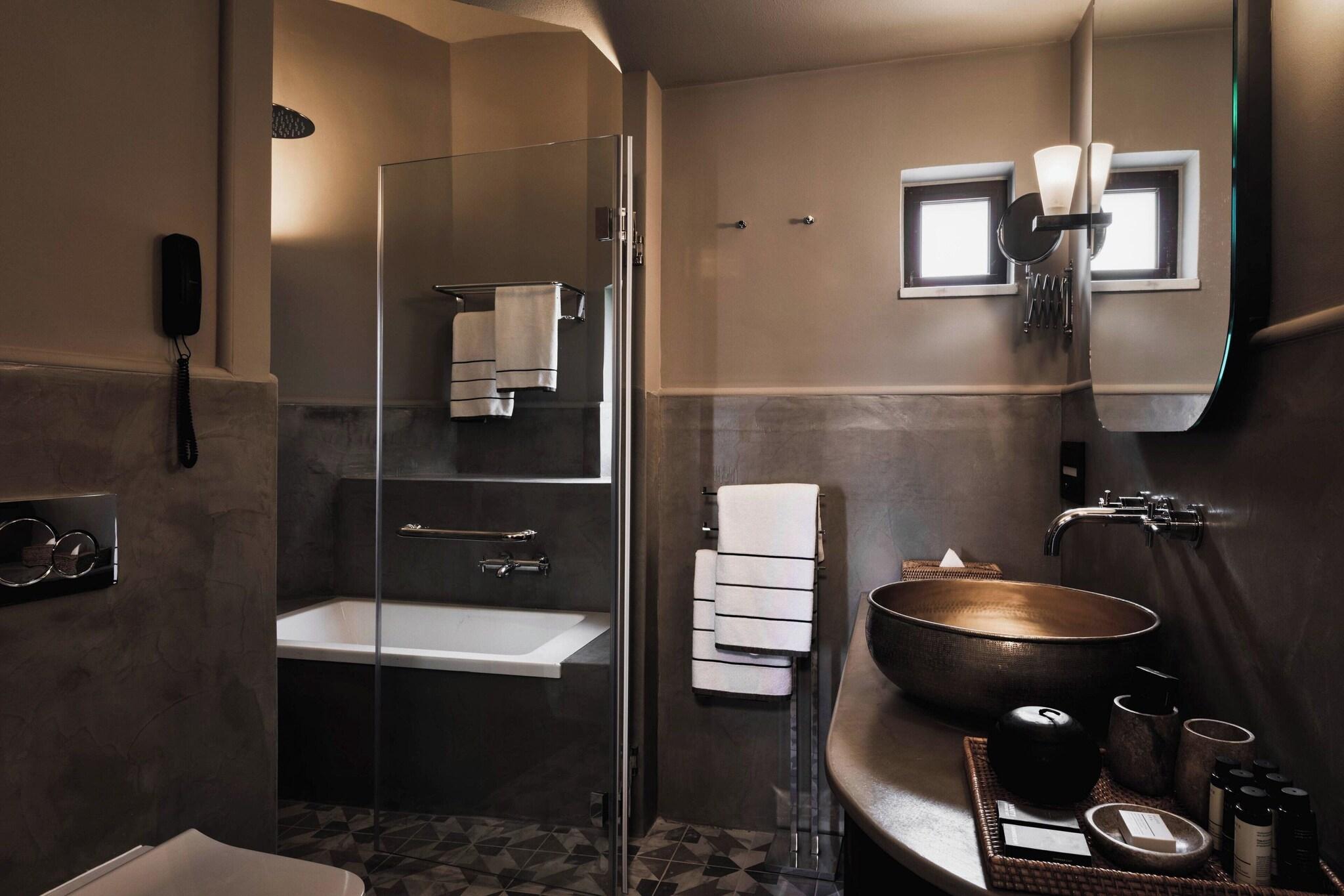 Suite with Private Pool