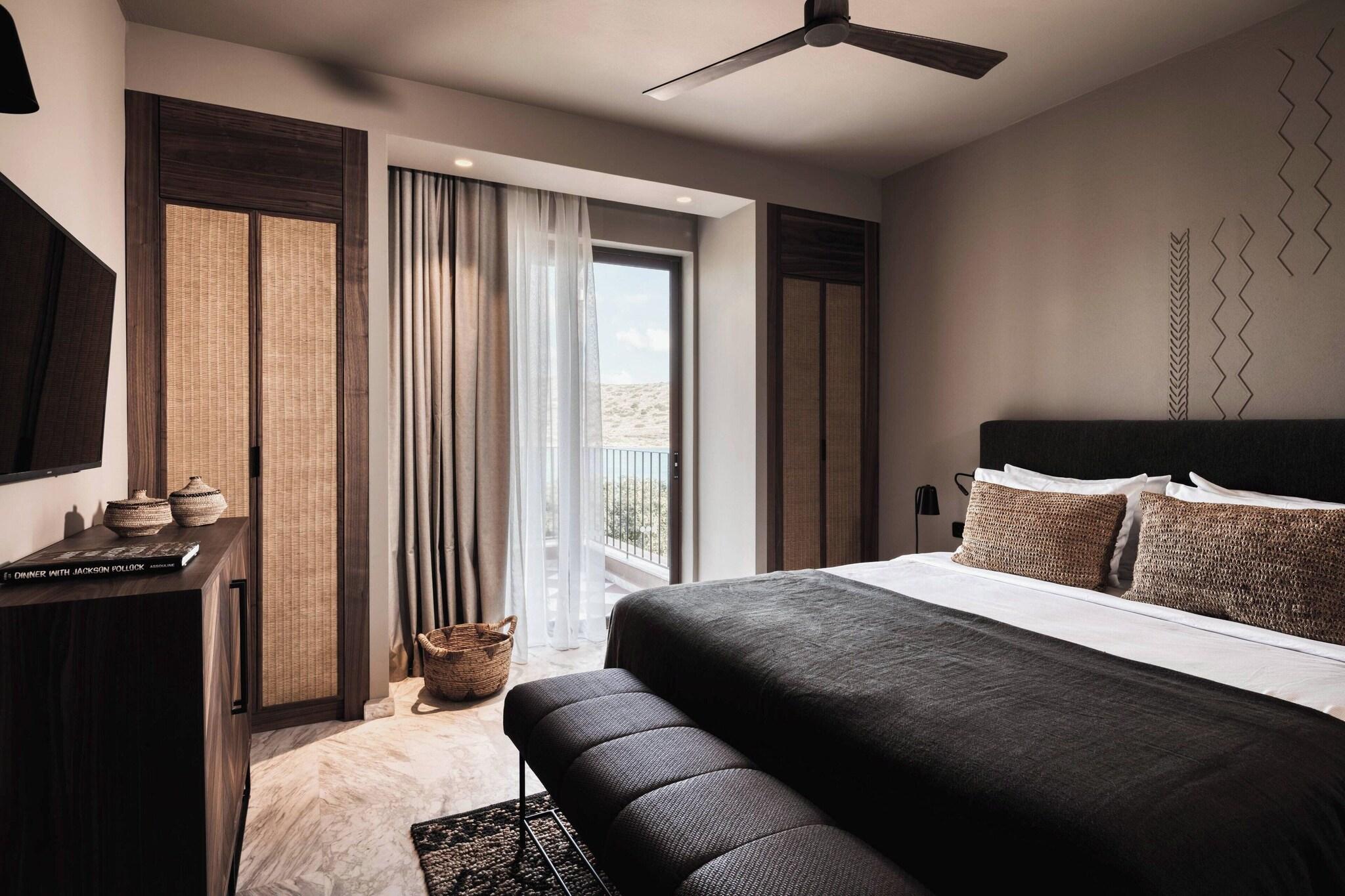 Suite with Private Pool