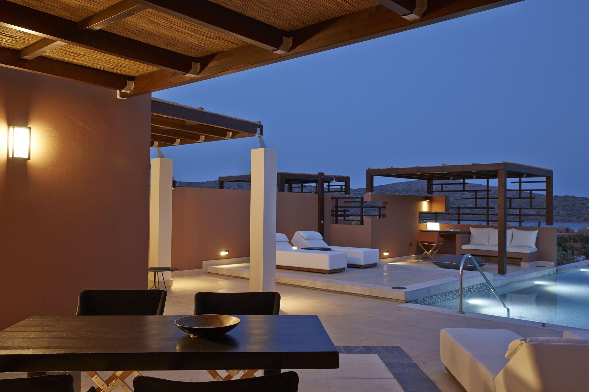 Apartment Two Bedrooms with Private Pool