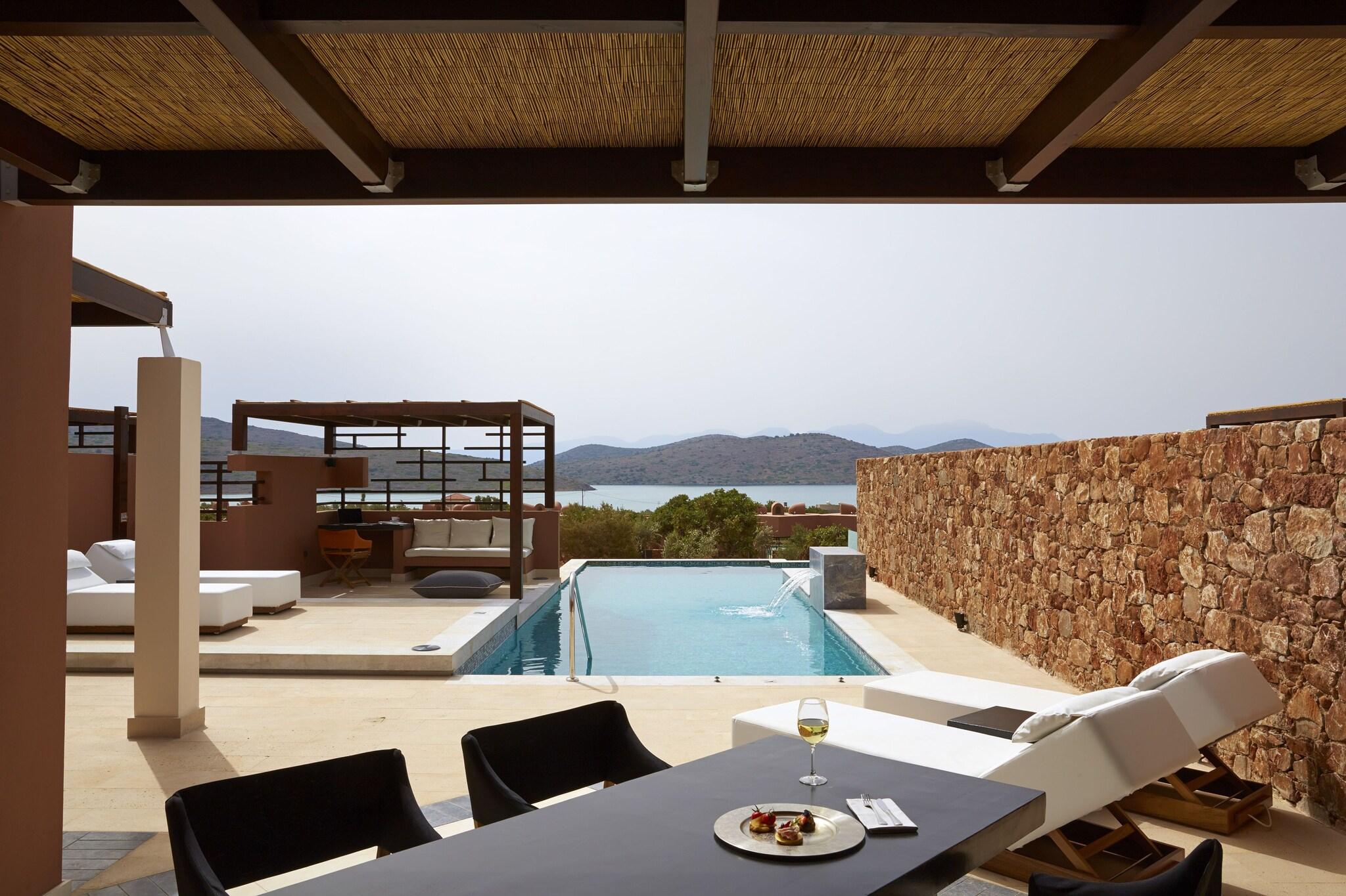 Apartment Two Bedrooms with Private Pool