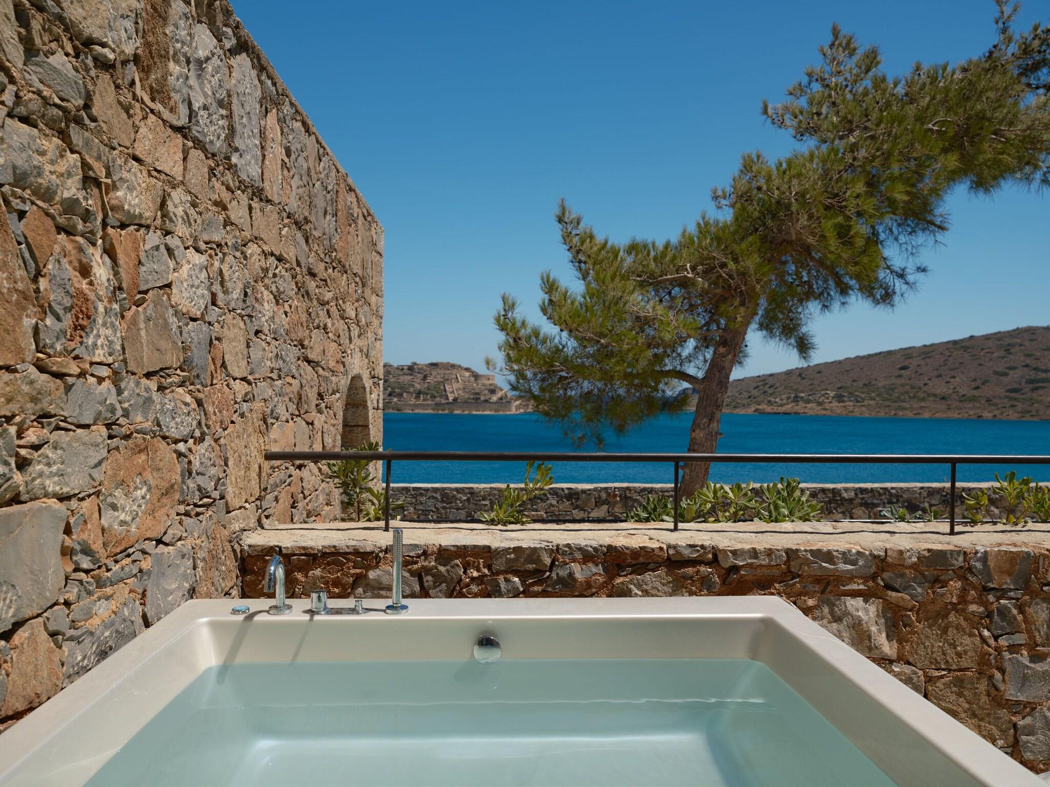 Double Sea View King Bed