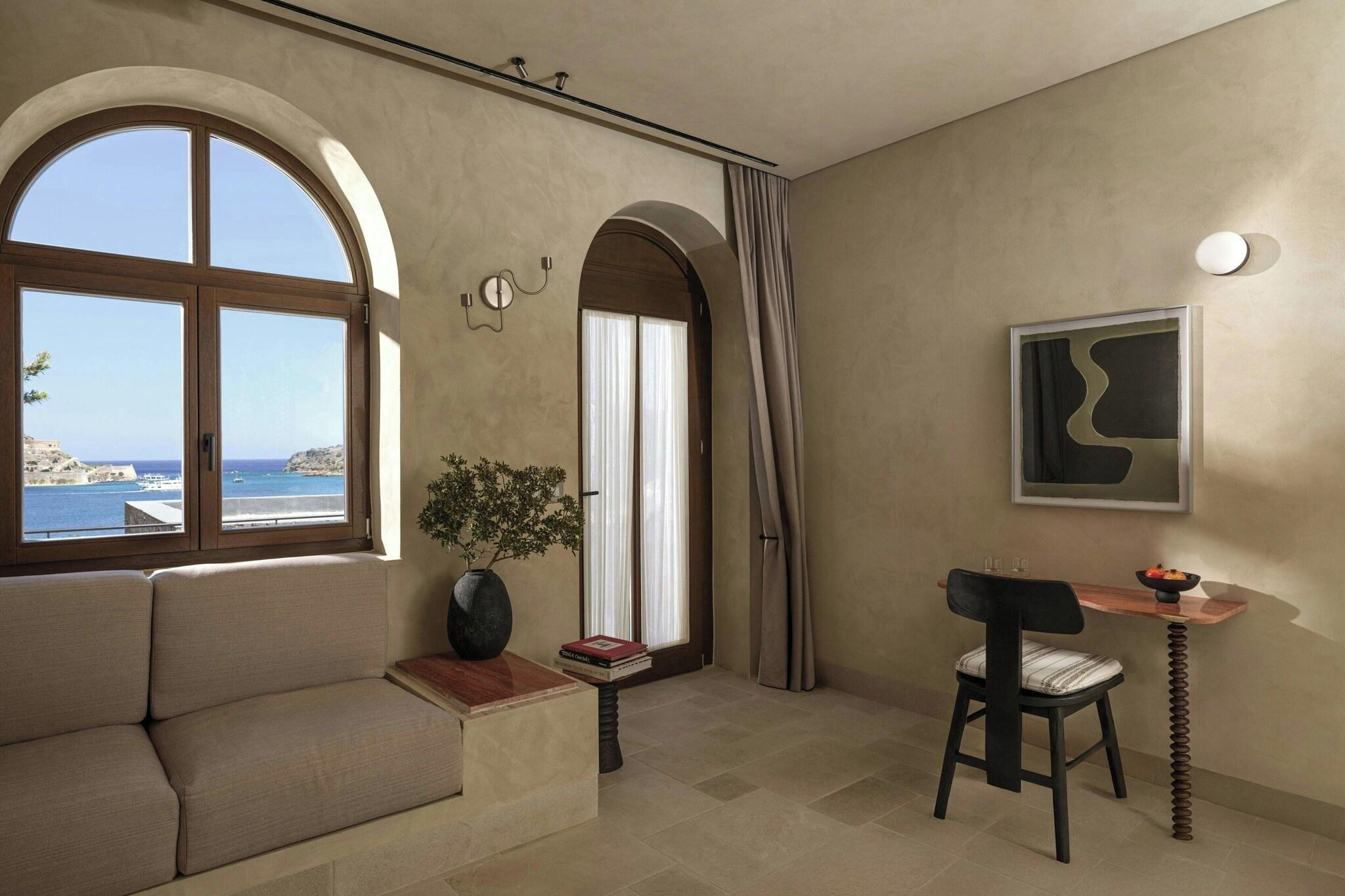 Double Sea View King Bed