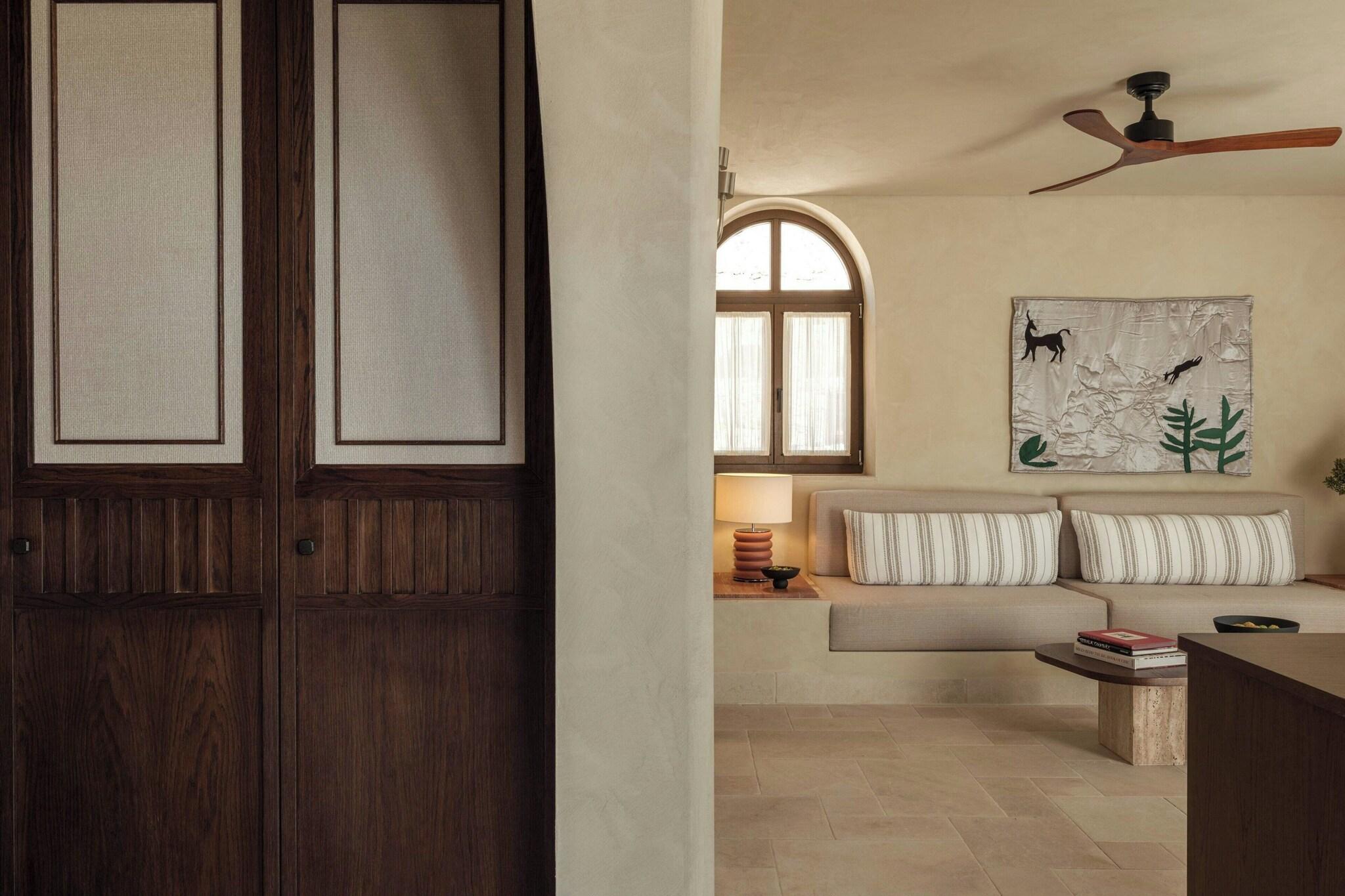 Suite Sea View King Bed