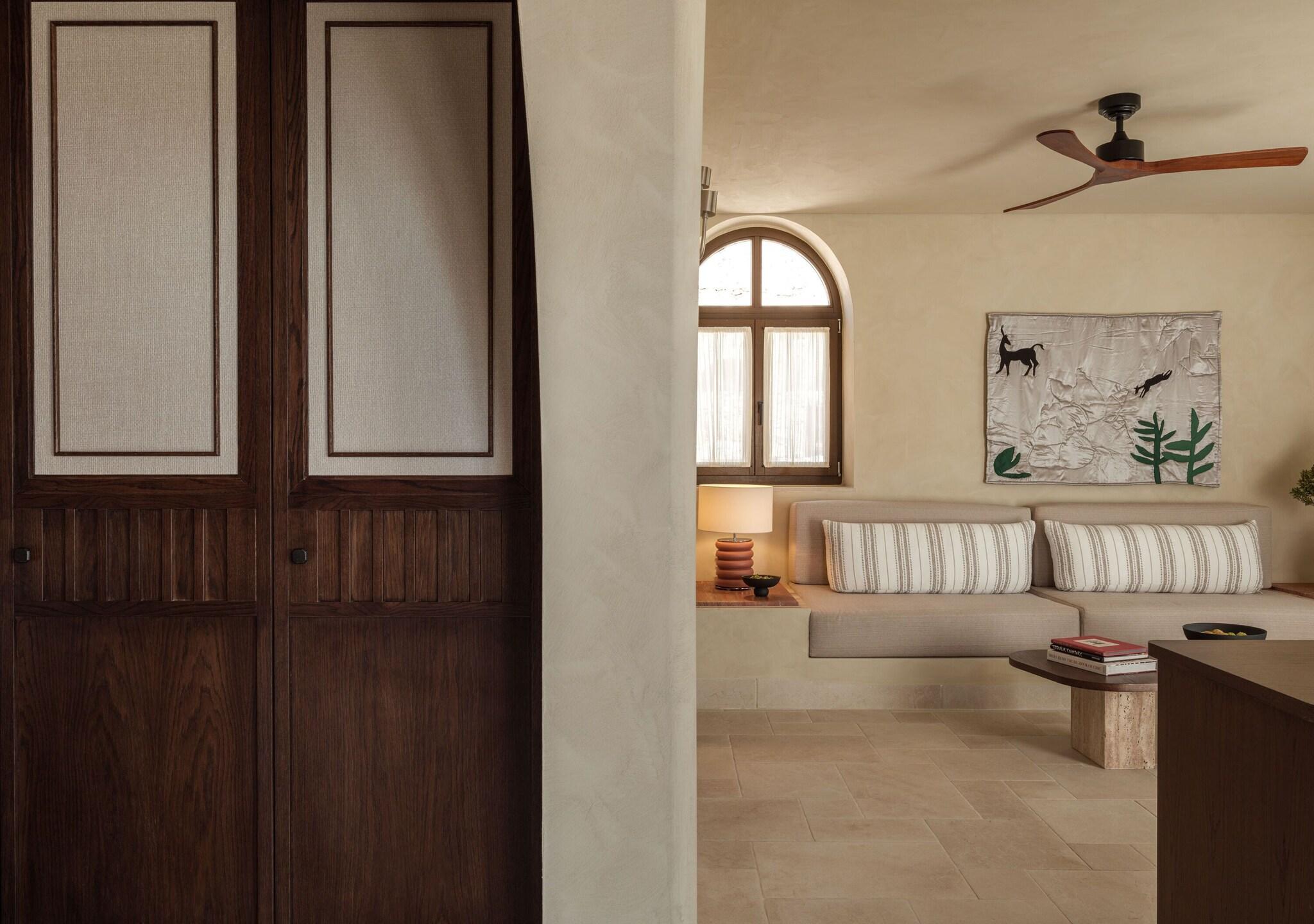 Suite Sea View King Bed