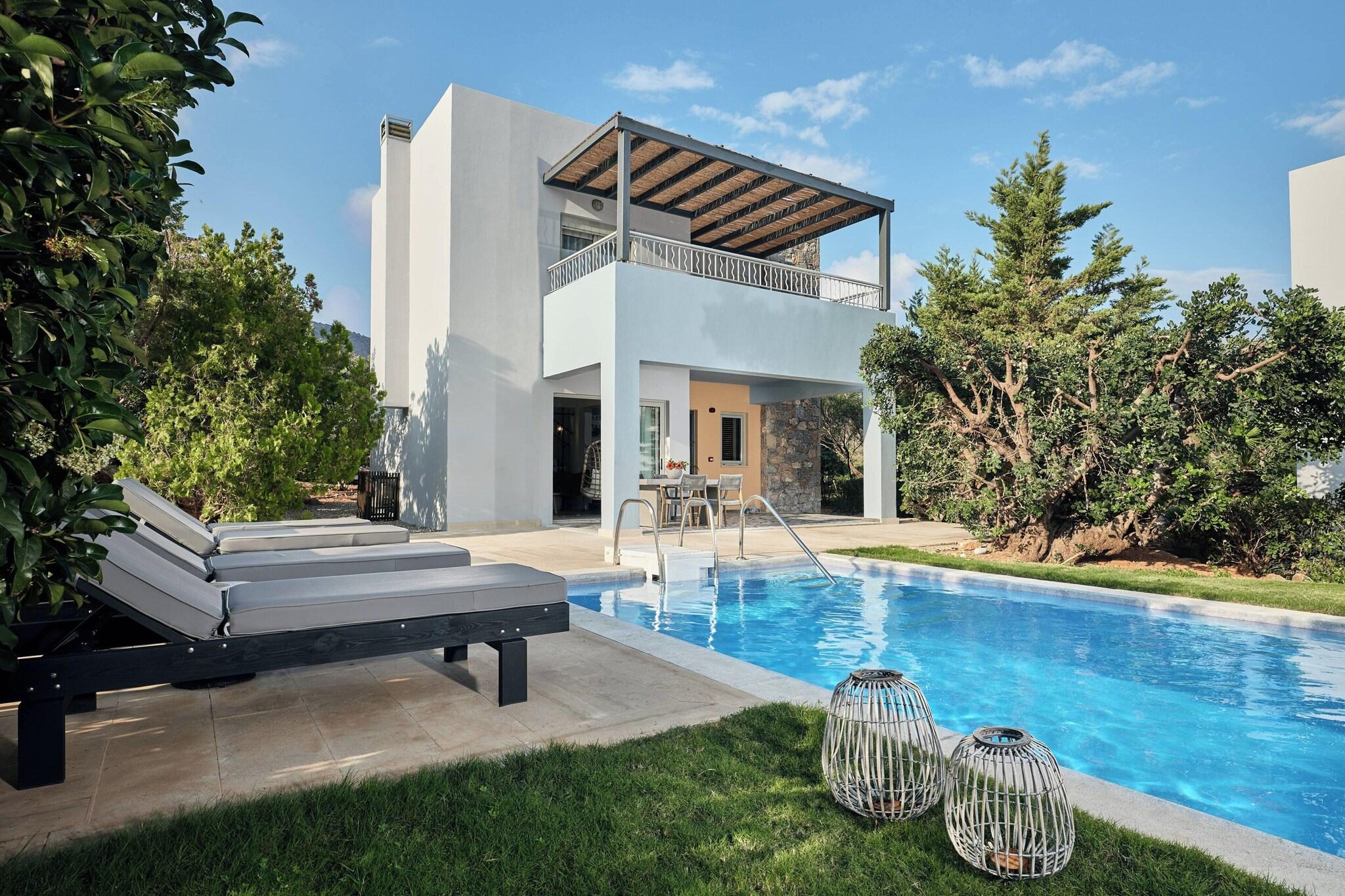 Apartment Sea View with Private Pool