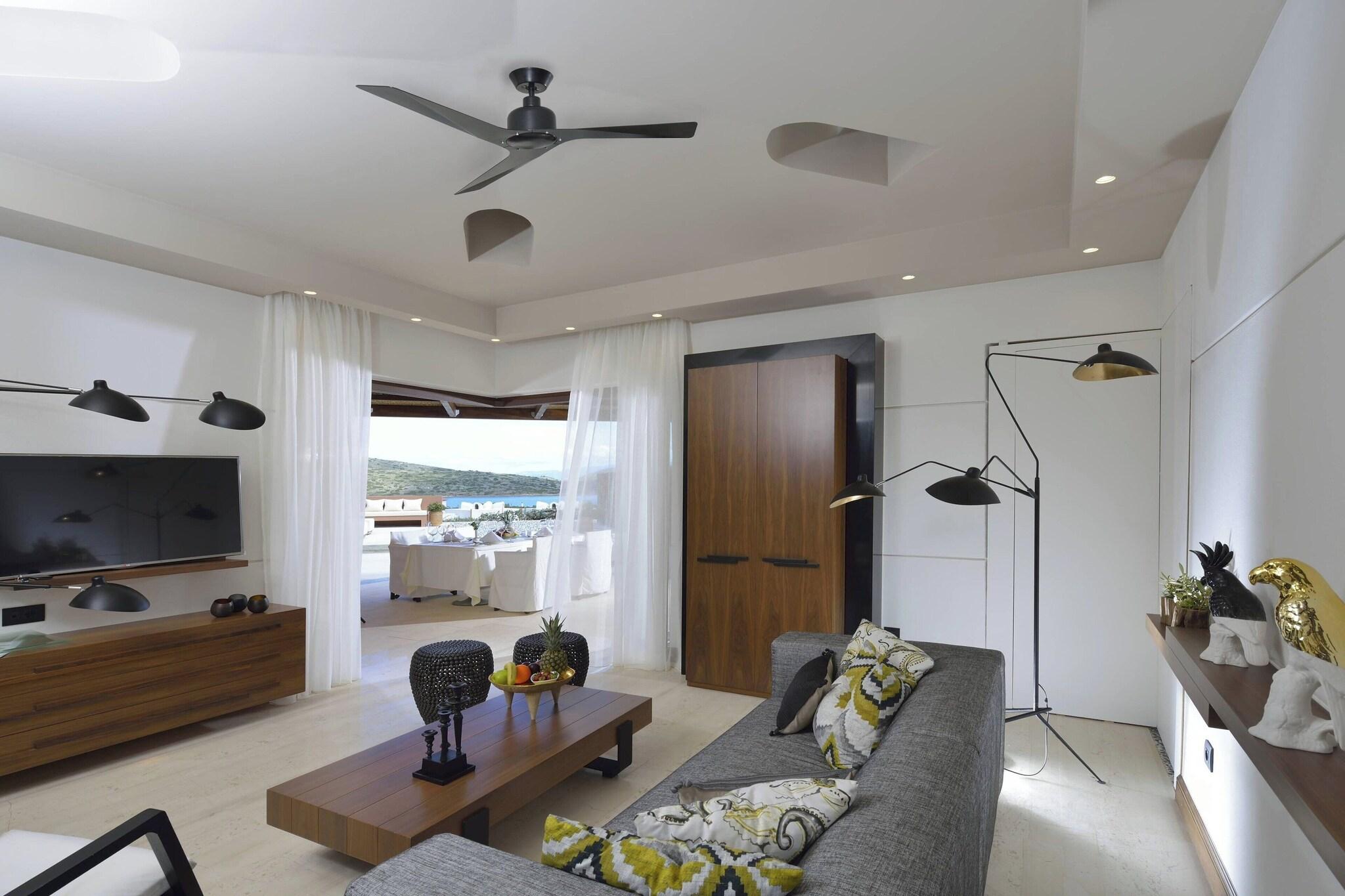 Apartment Four Bedrooms with Private Pool