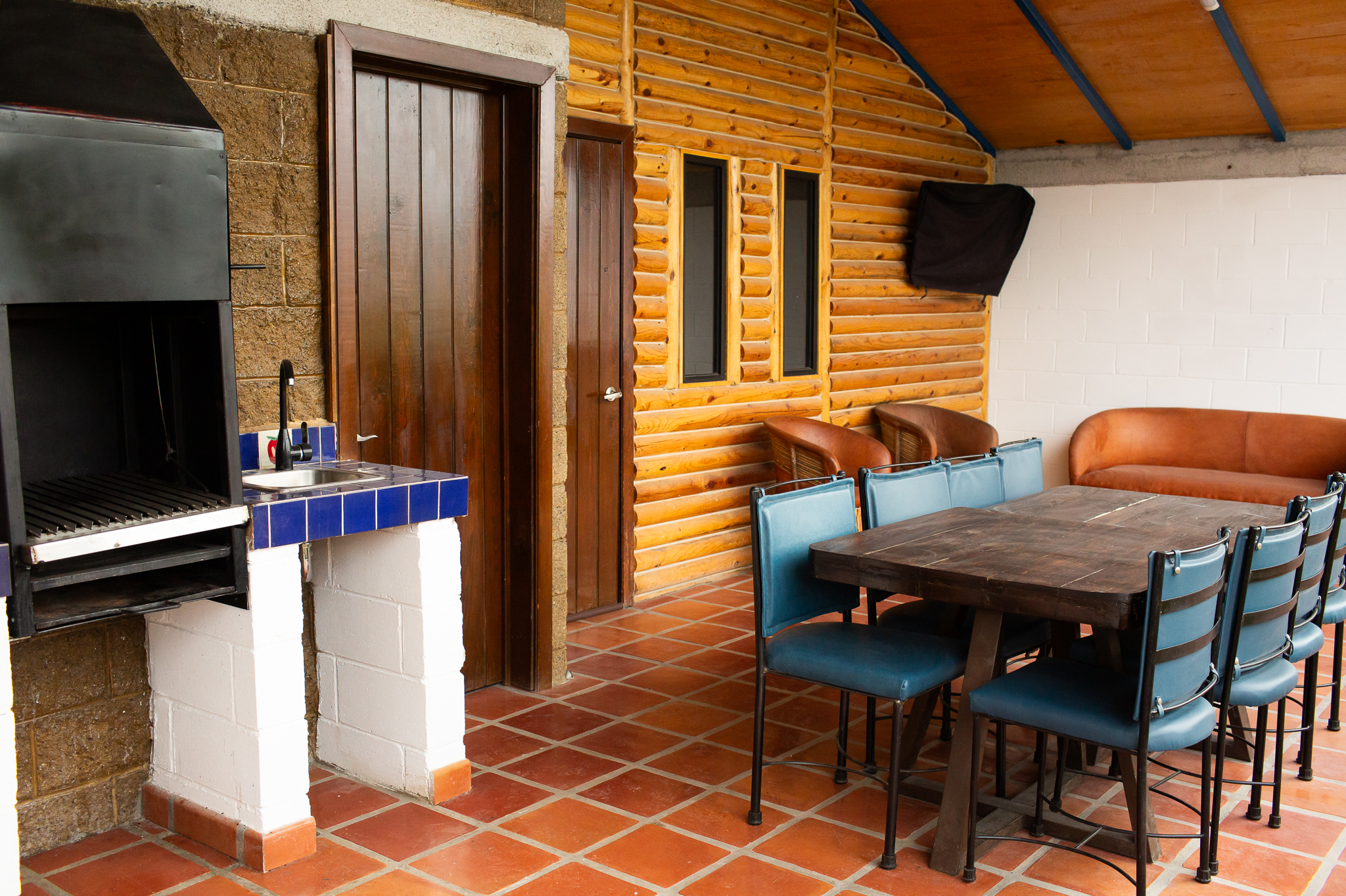 Bungalow Three Bedrooms Two Bathrooms