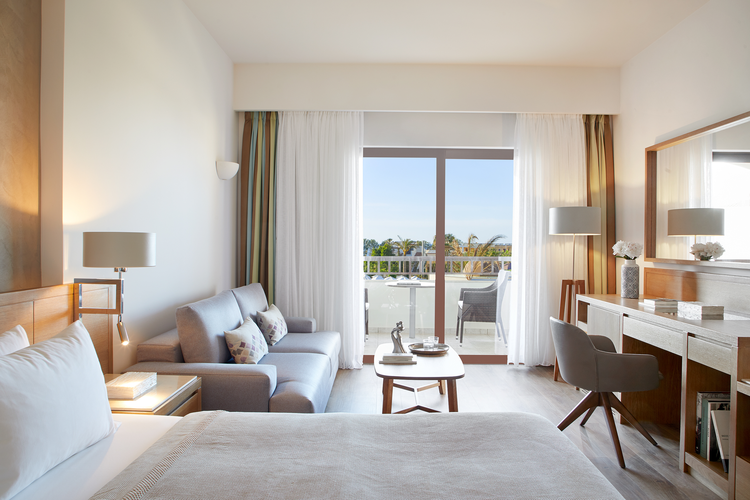 Bungalow Garden View