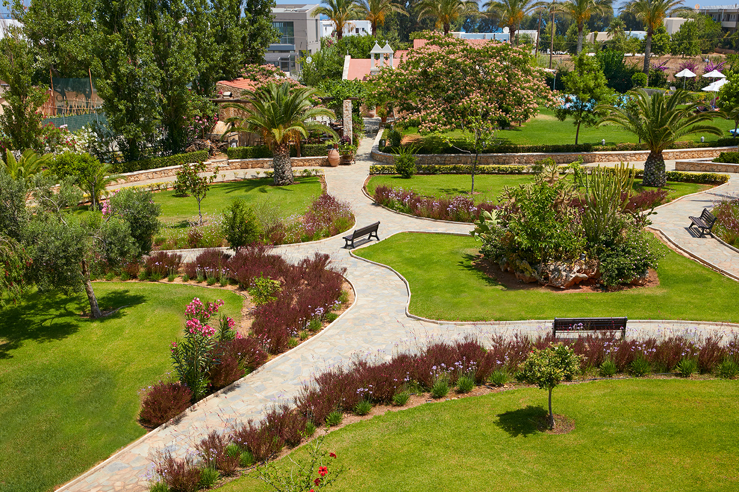 Bungalow Garden View