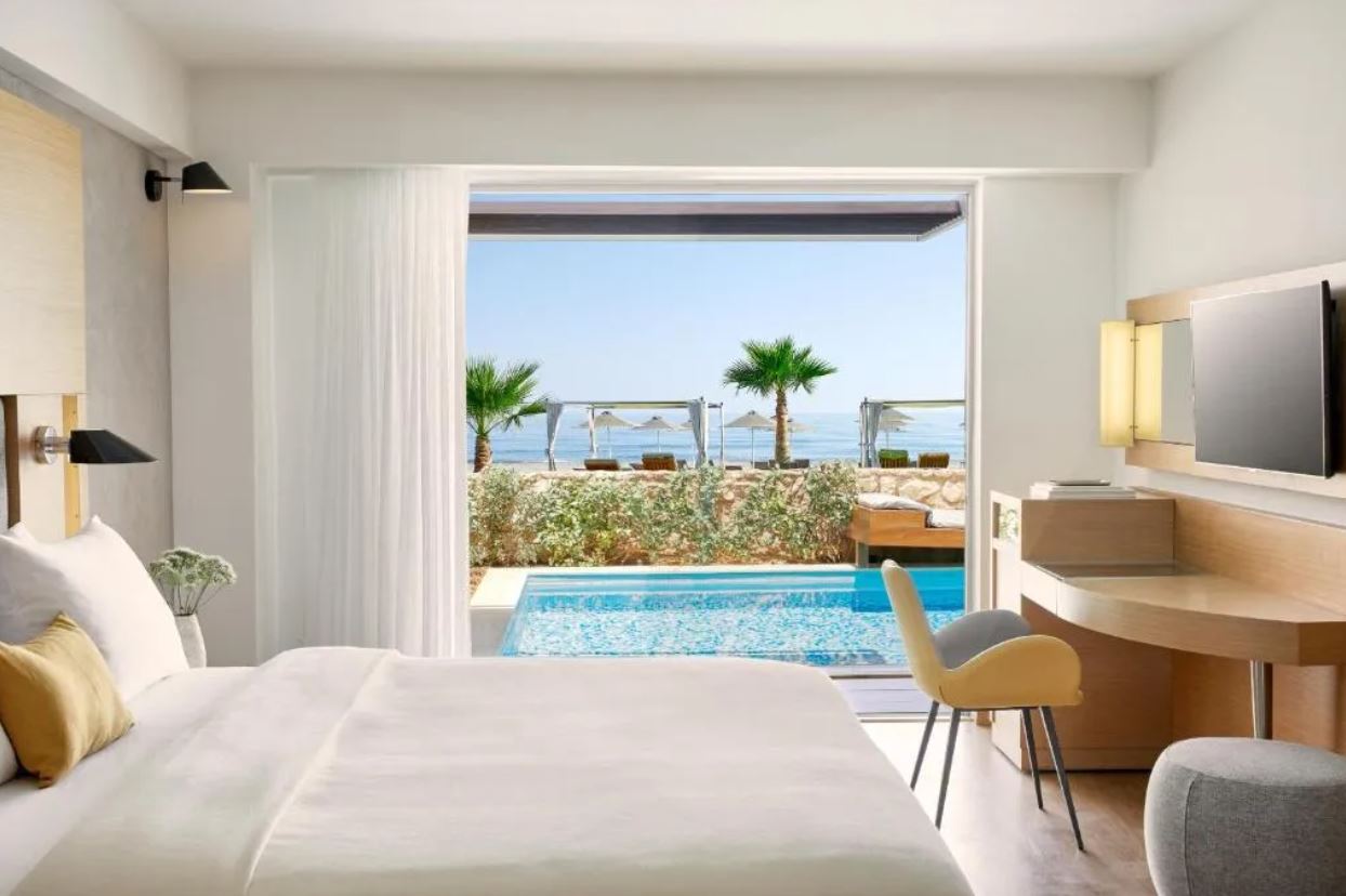 Double with Private Pool