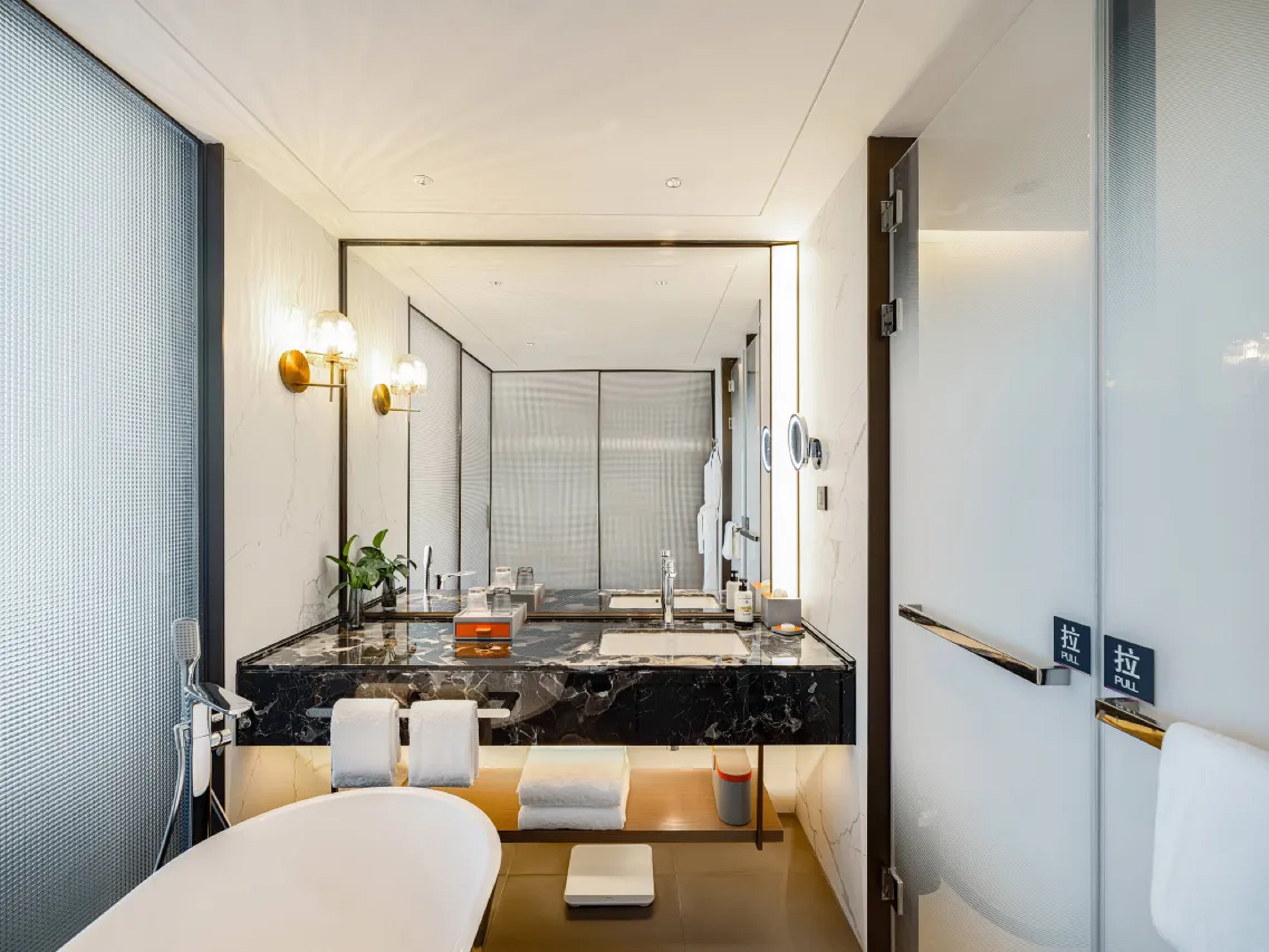 Double Deluxe Executive