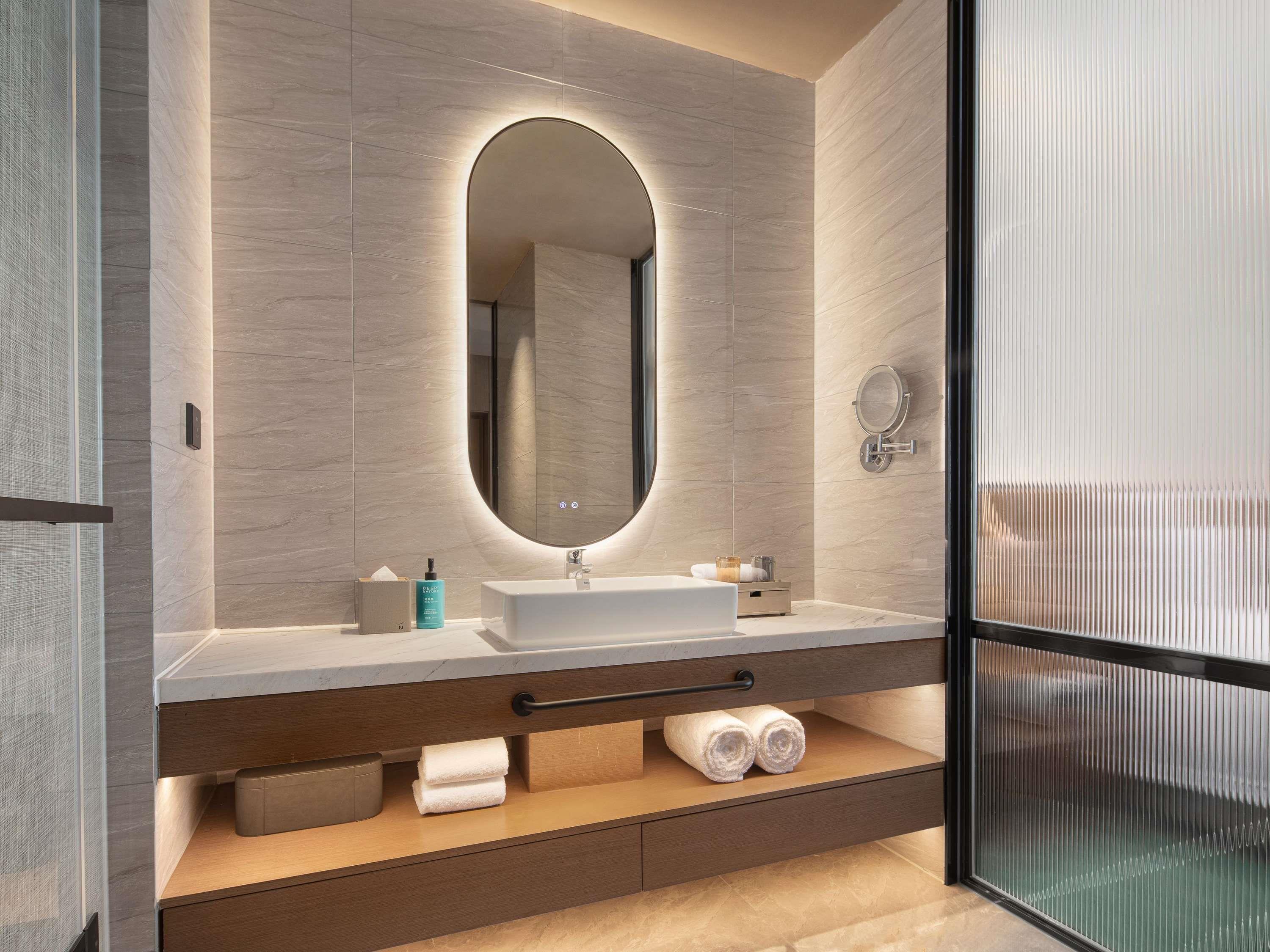 Double Executive King Bed