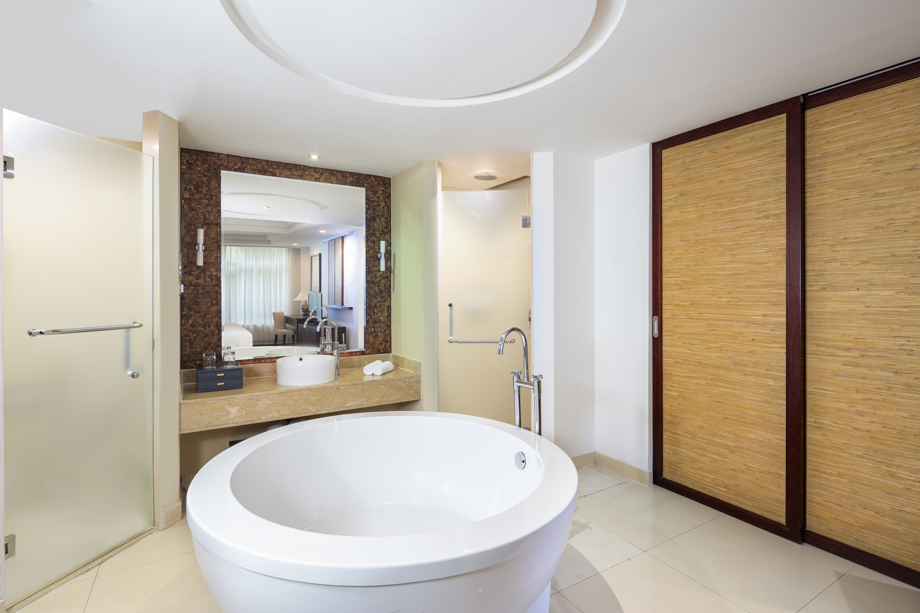 Twin Deluxe Pool View