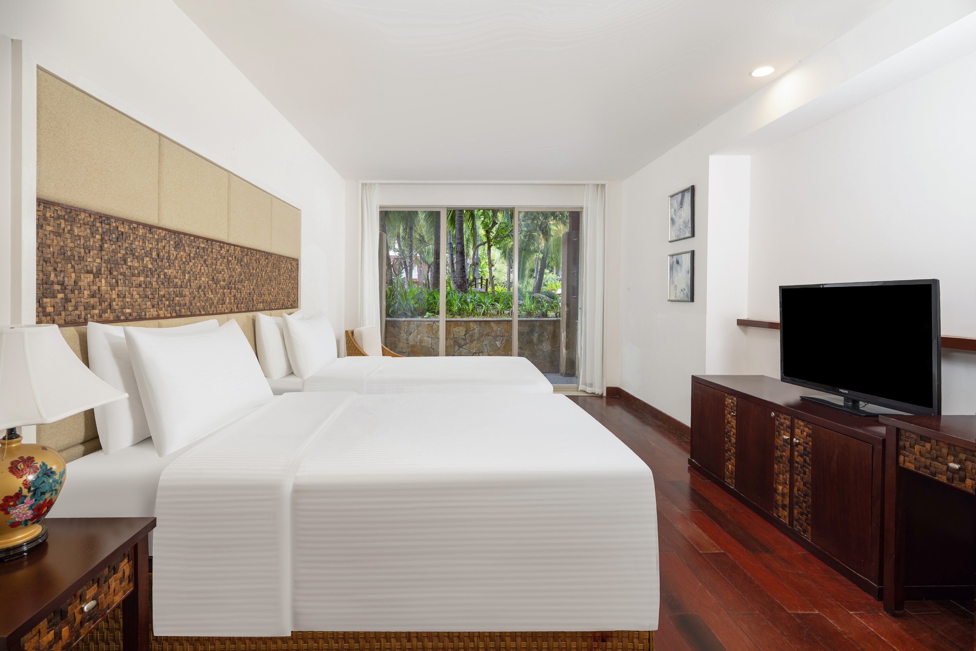 Twin Superior Garden View