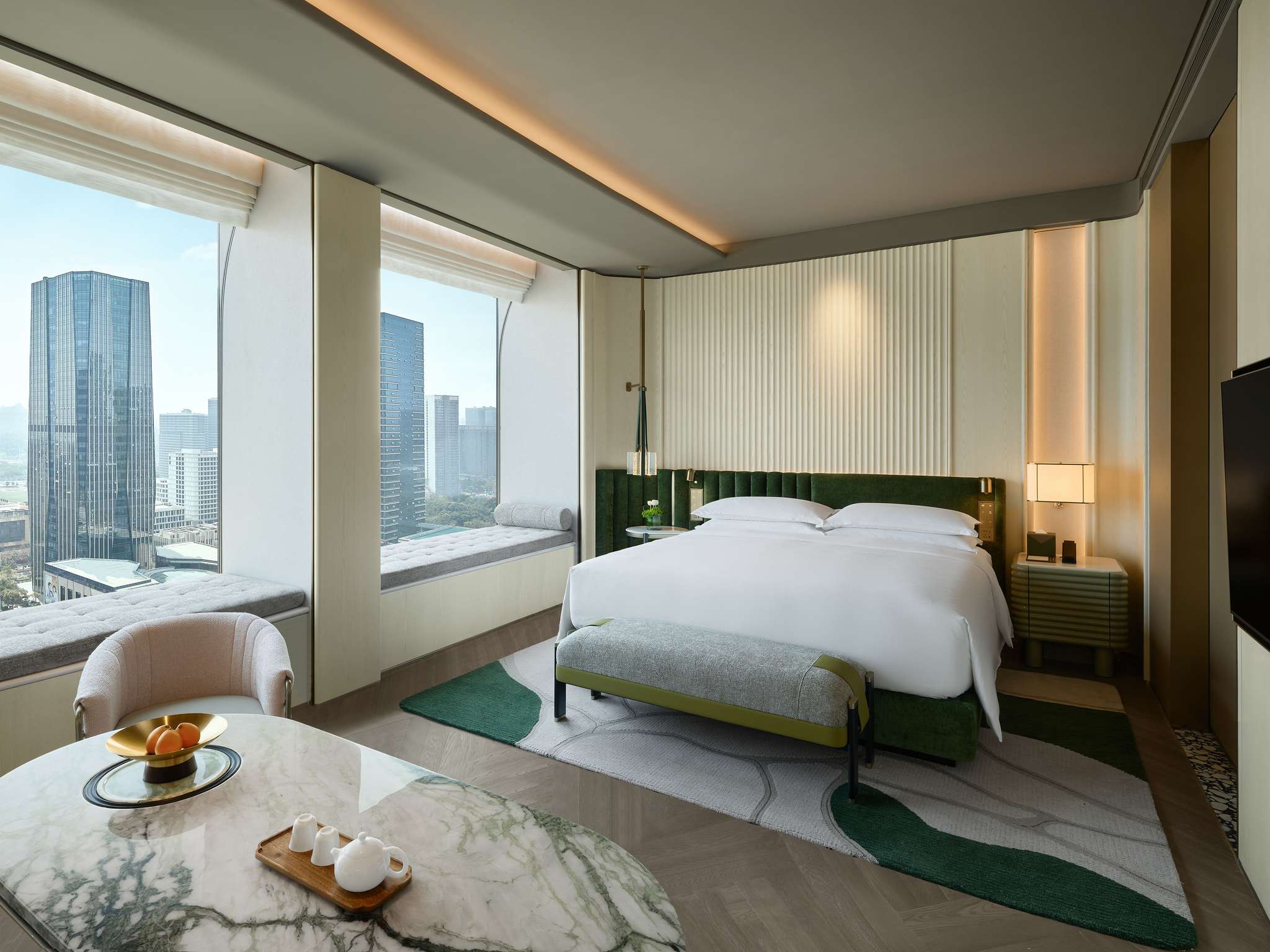 Double Deluxe King Bed