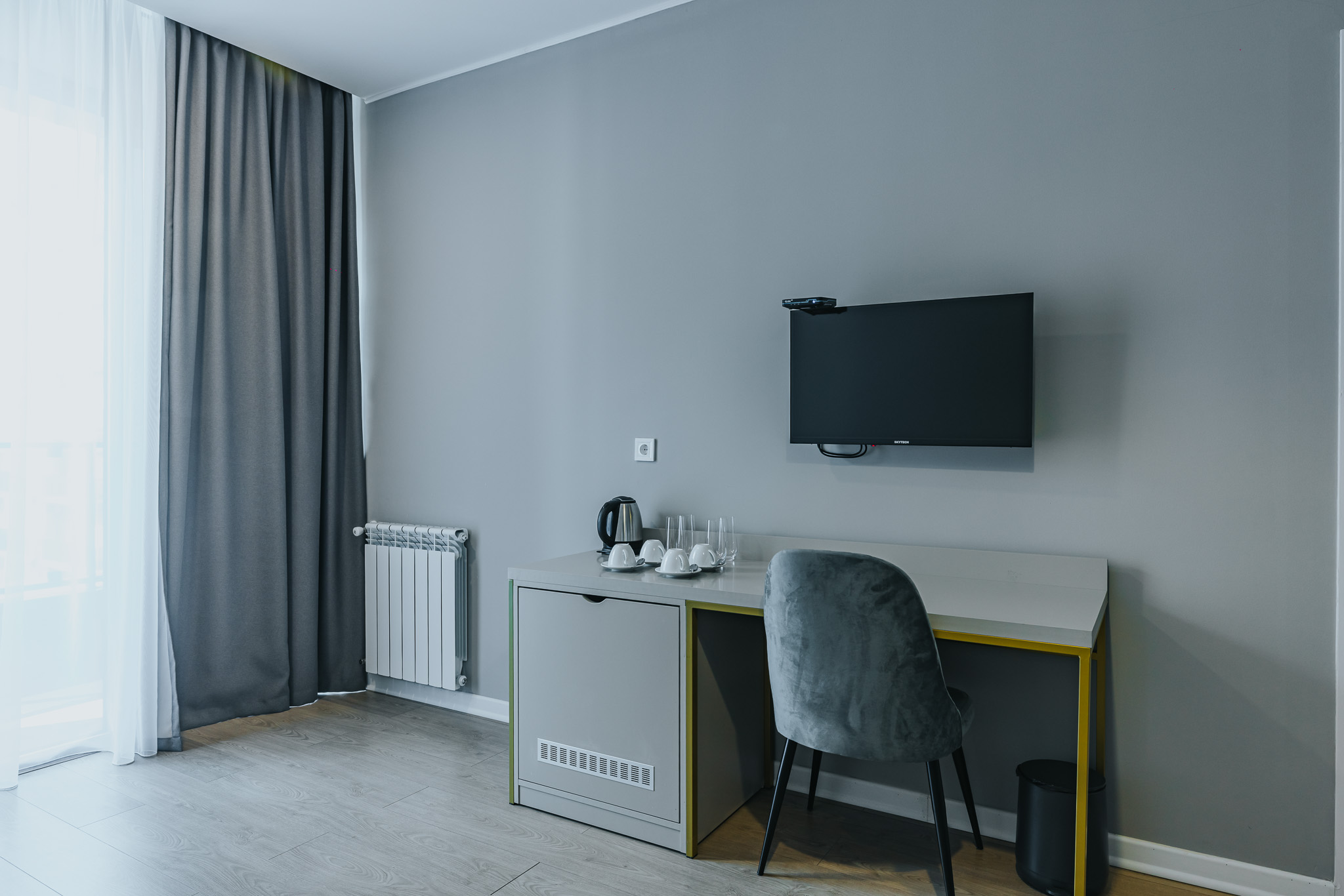 Quadruple with Balcony