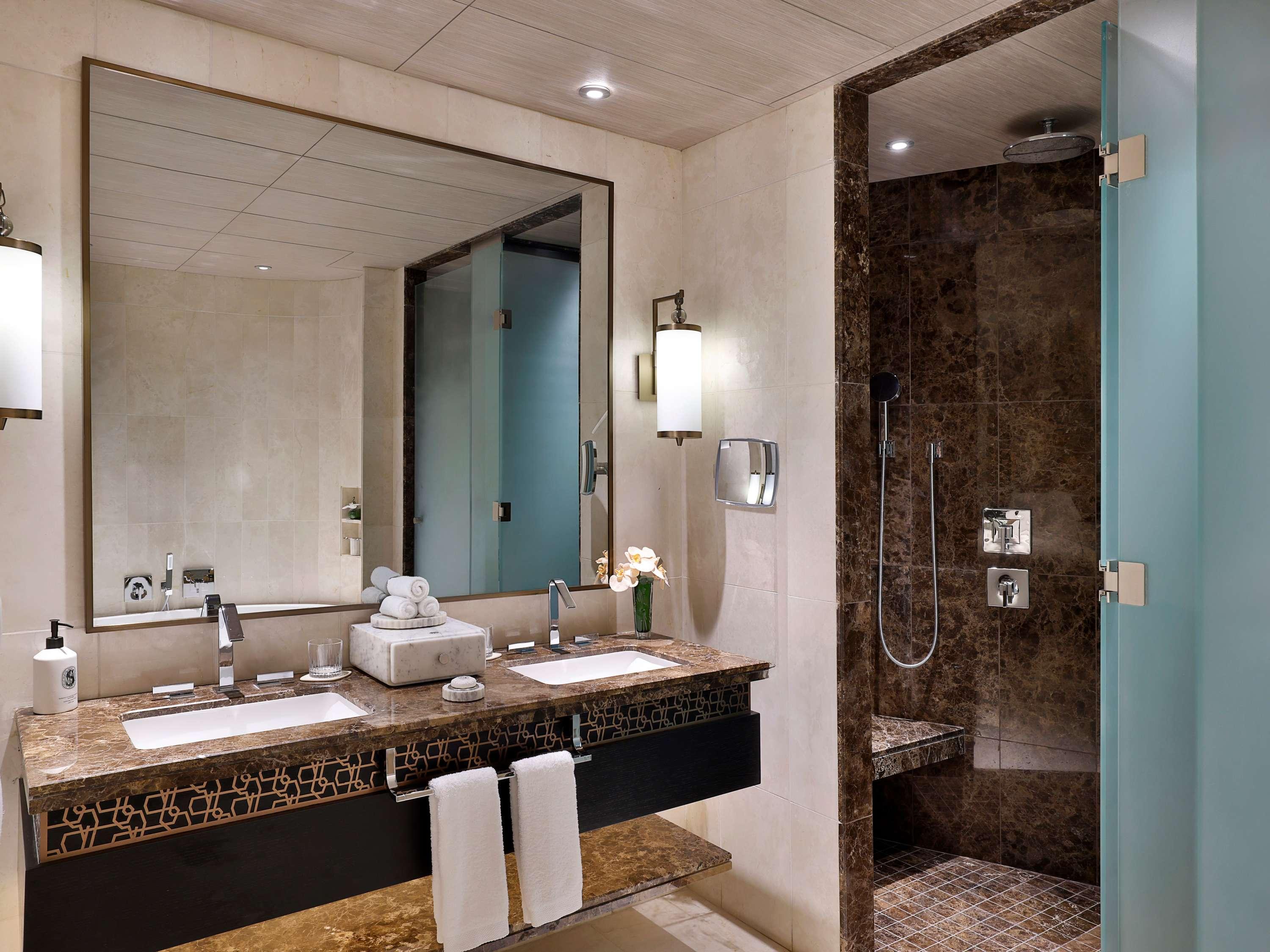 Junior Suite with Terrace with Views