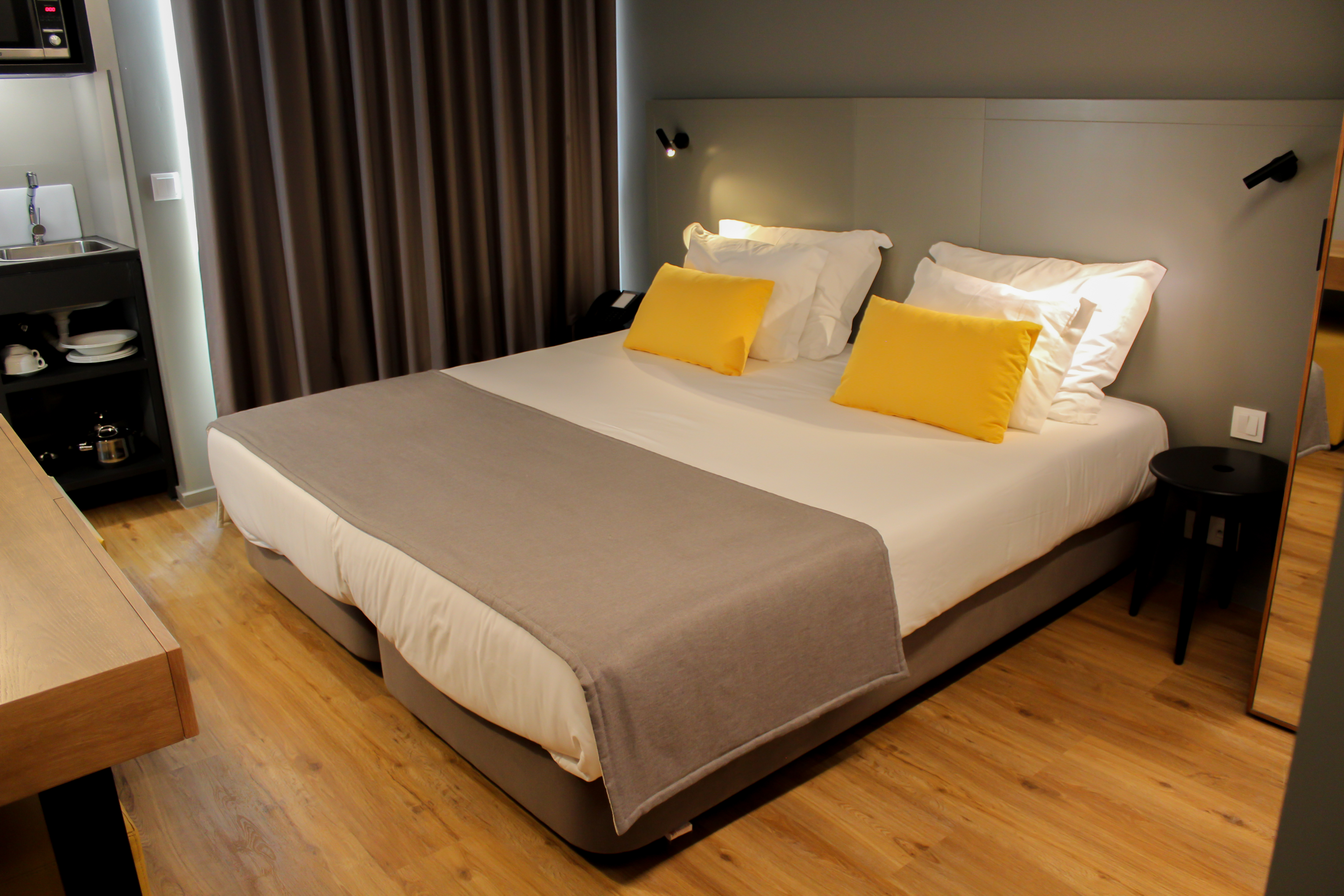 Double or Twin Standard