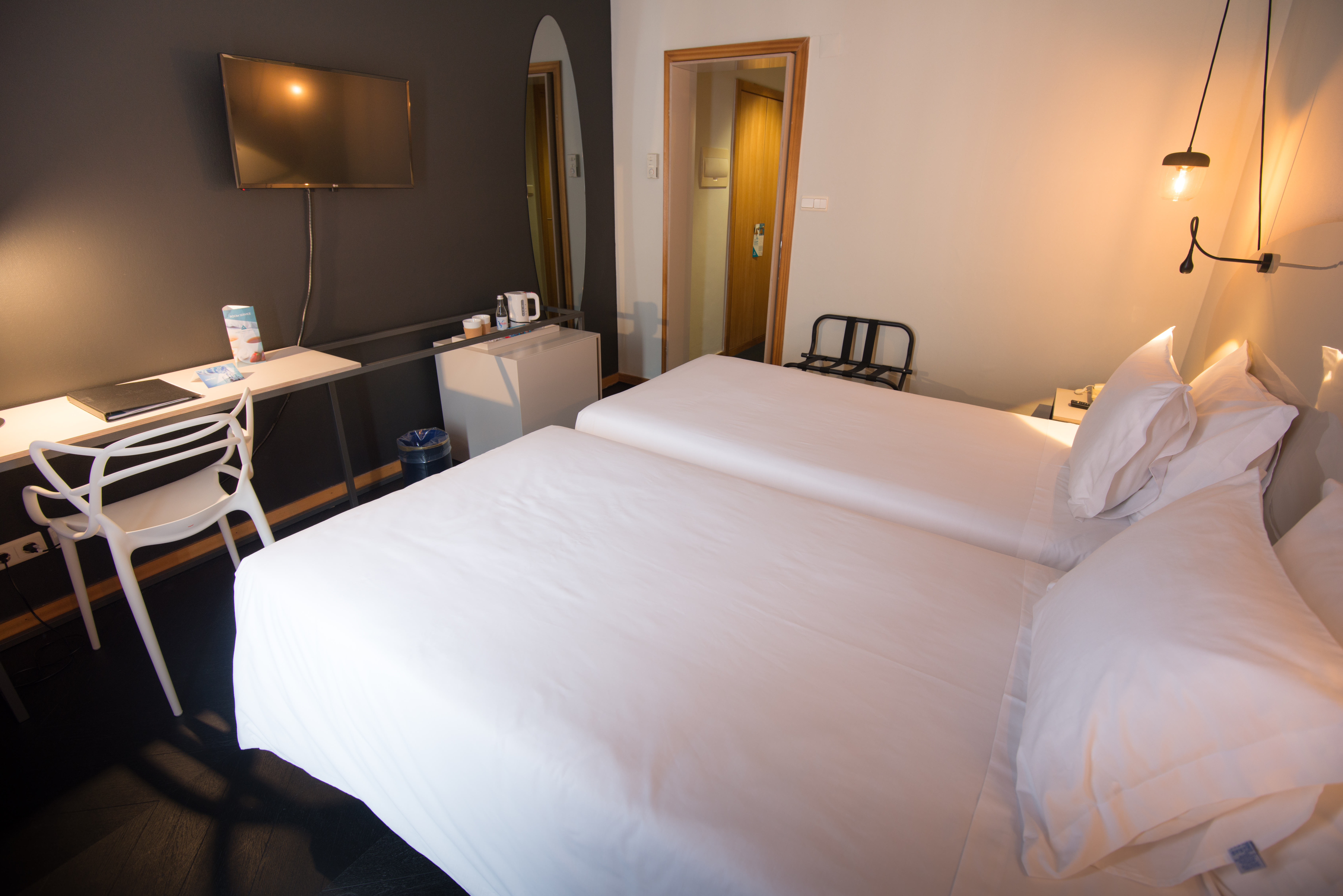 Double or Twin Standard