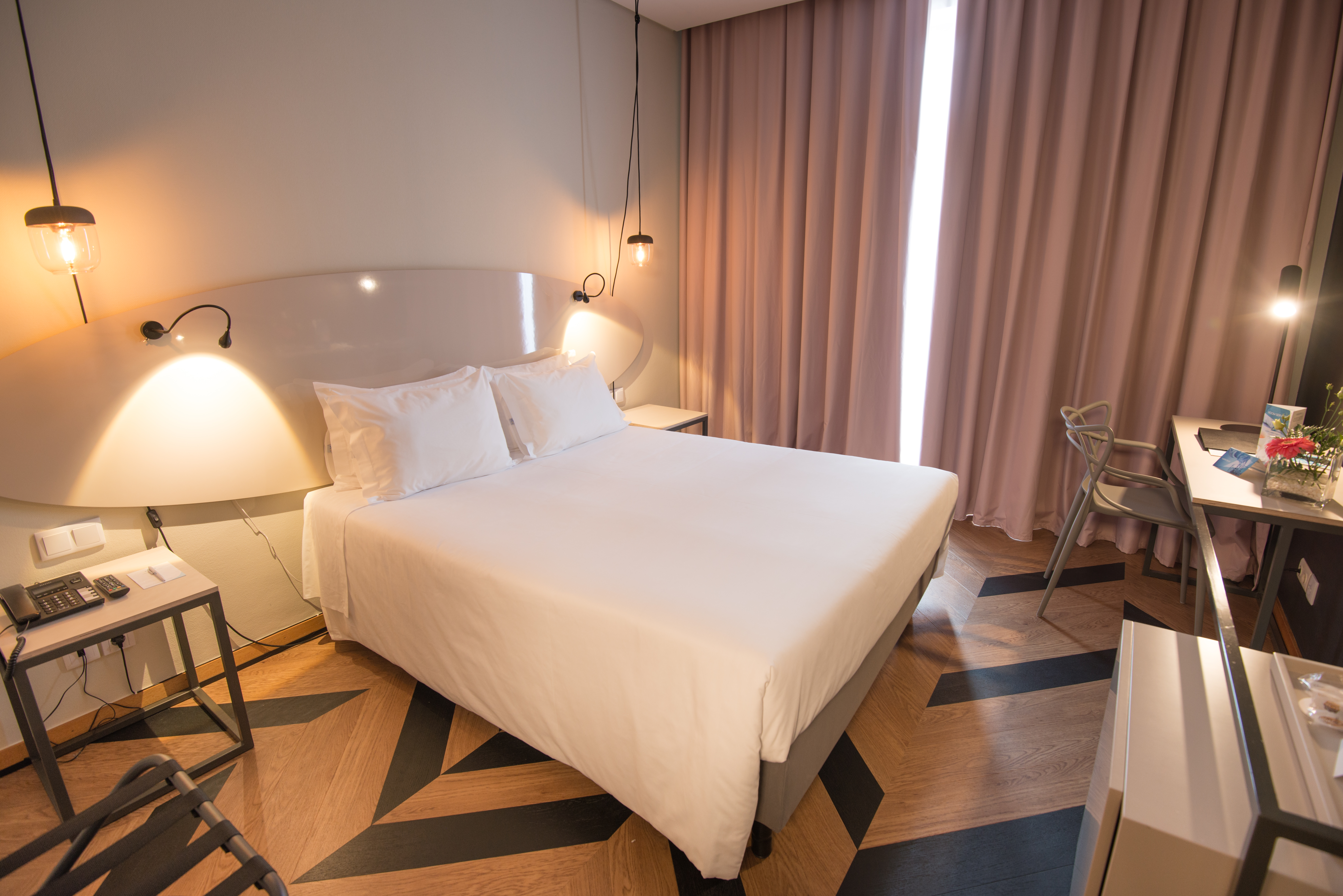 Double or Twin Standard