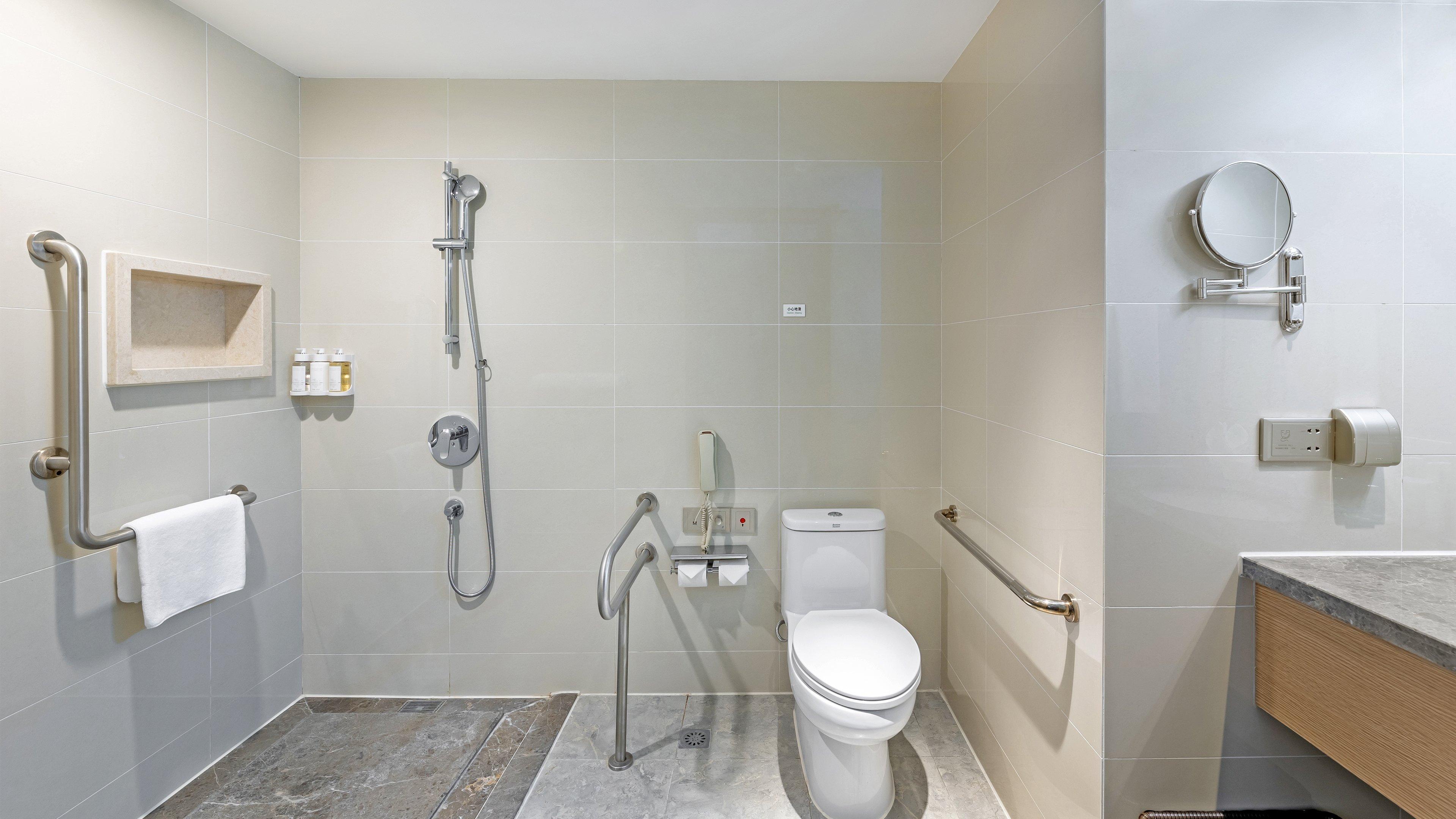 Double Accessible King Size Bed