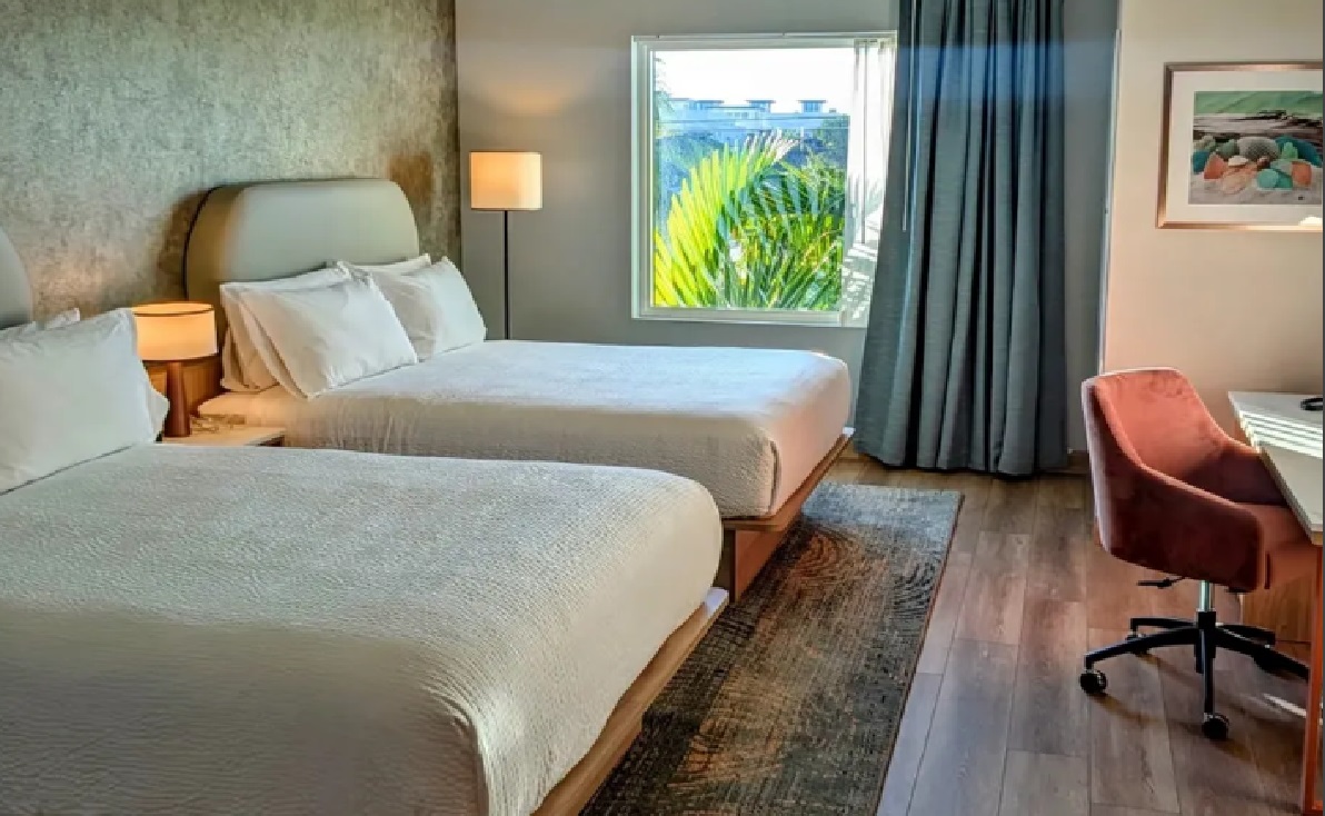 Quadruple Two Queen Beds