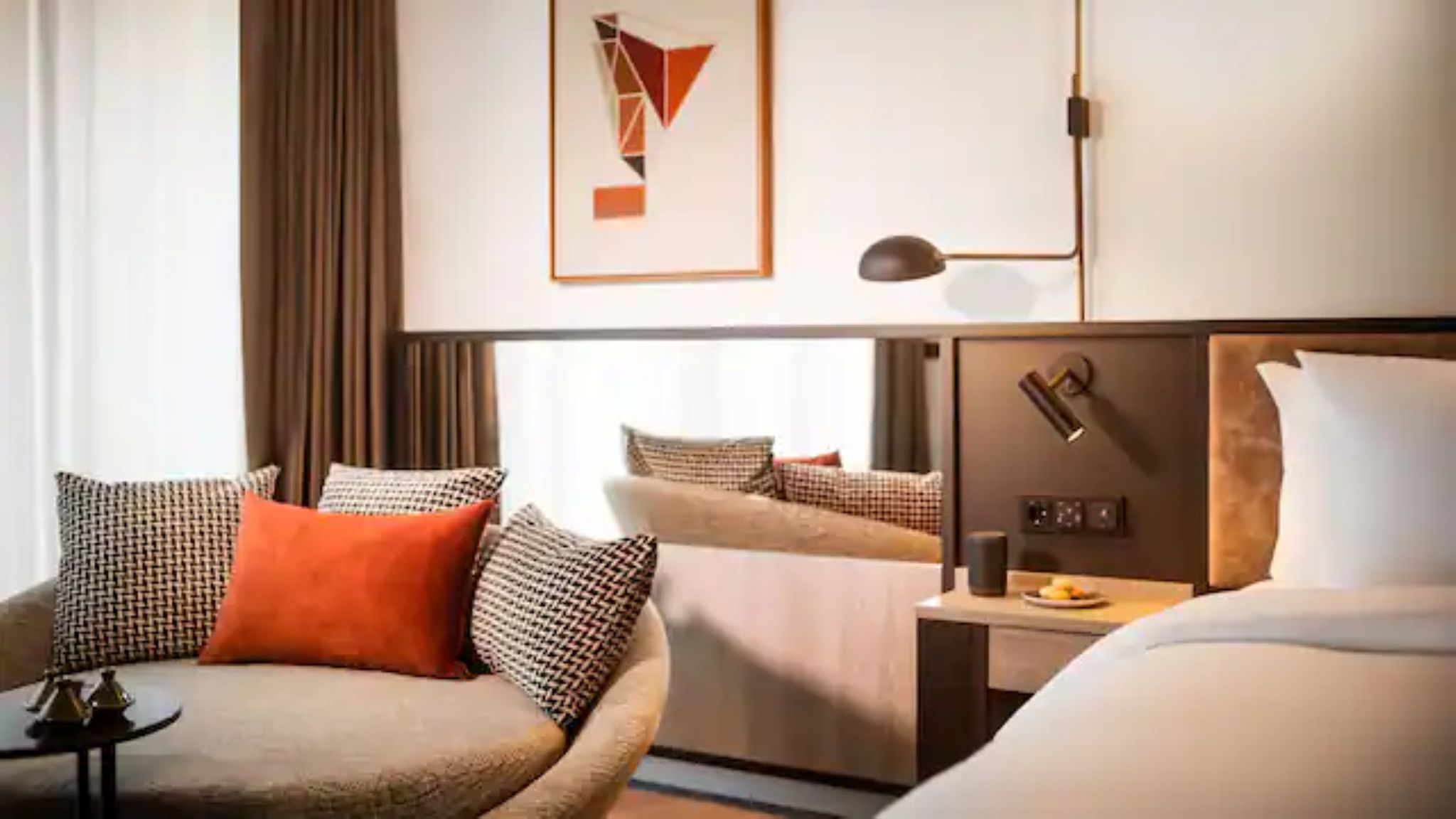 Studio King Size Bed