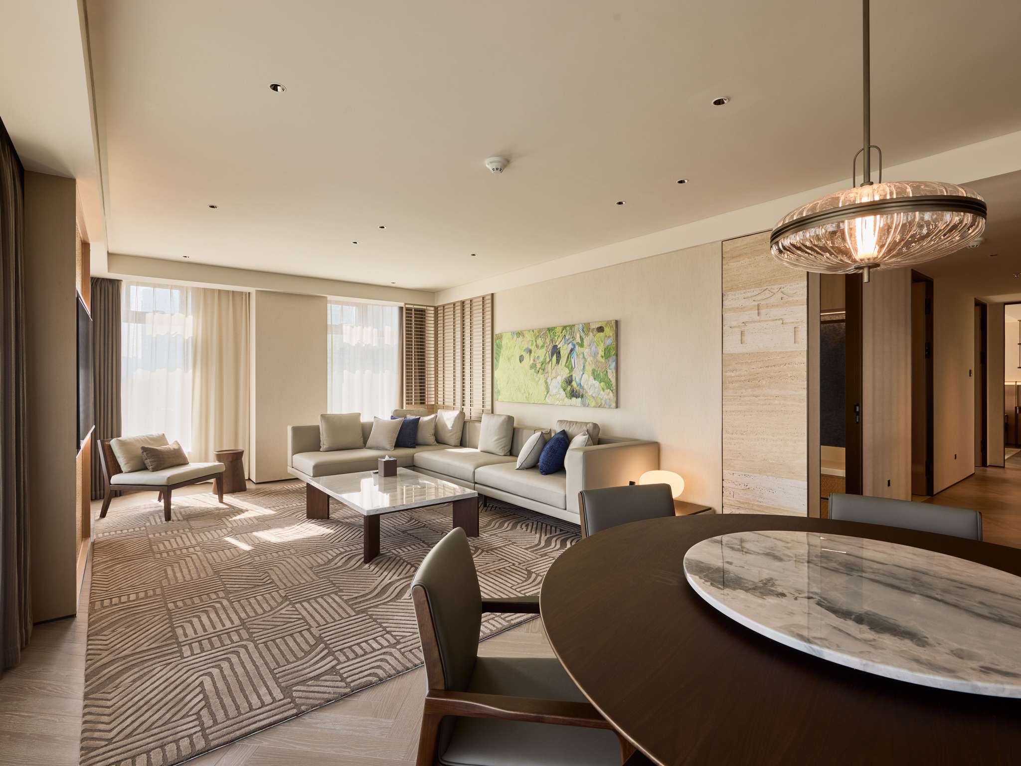 Junior Suite Club City View