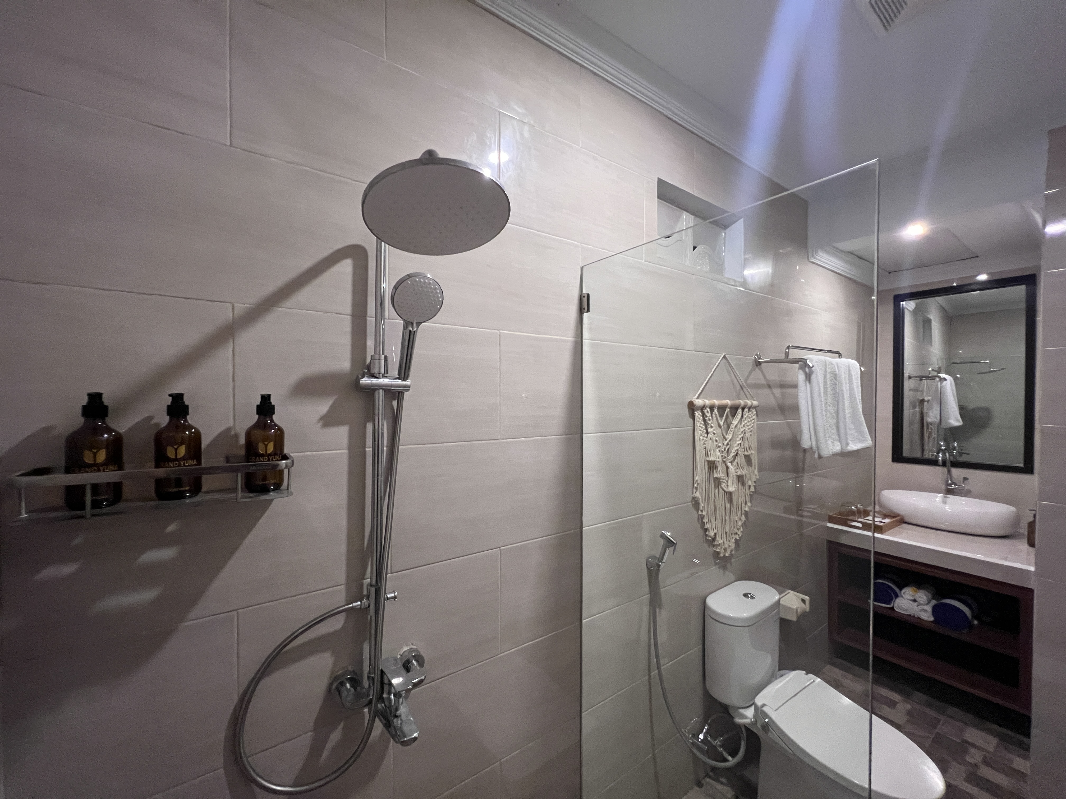 Double or Twin Deluxe