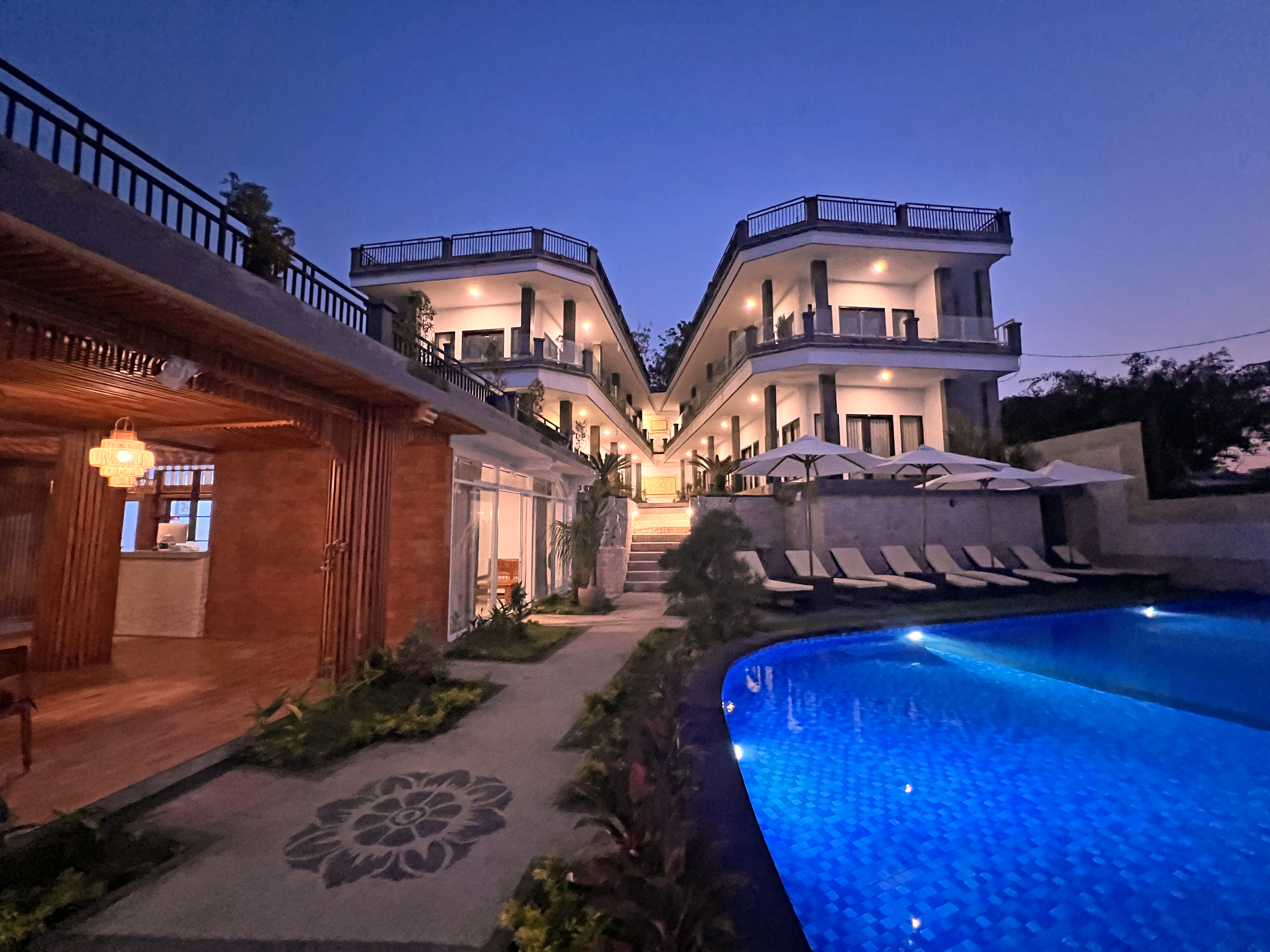 Double or Twin Deluxe