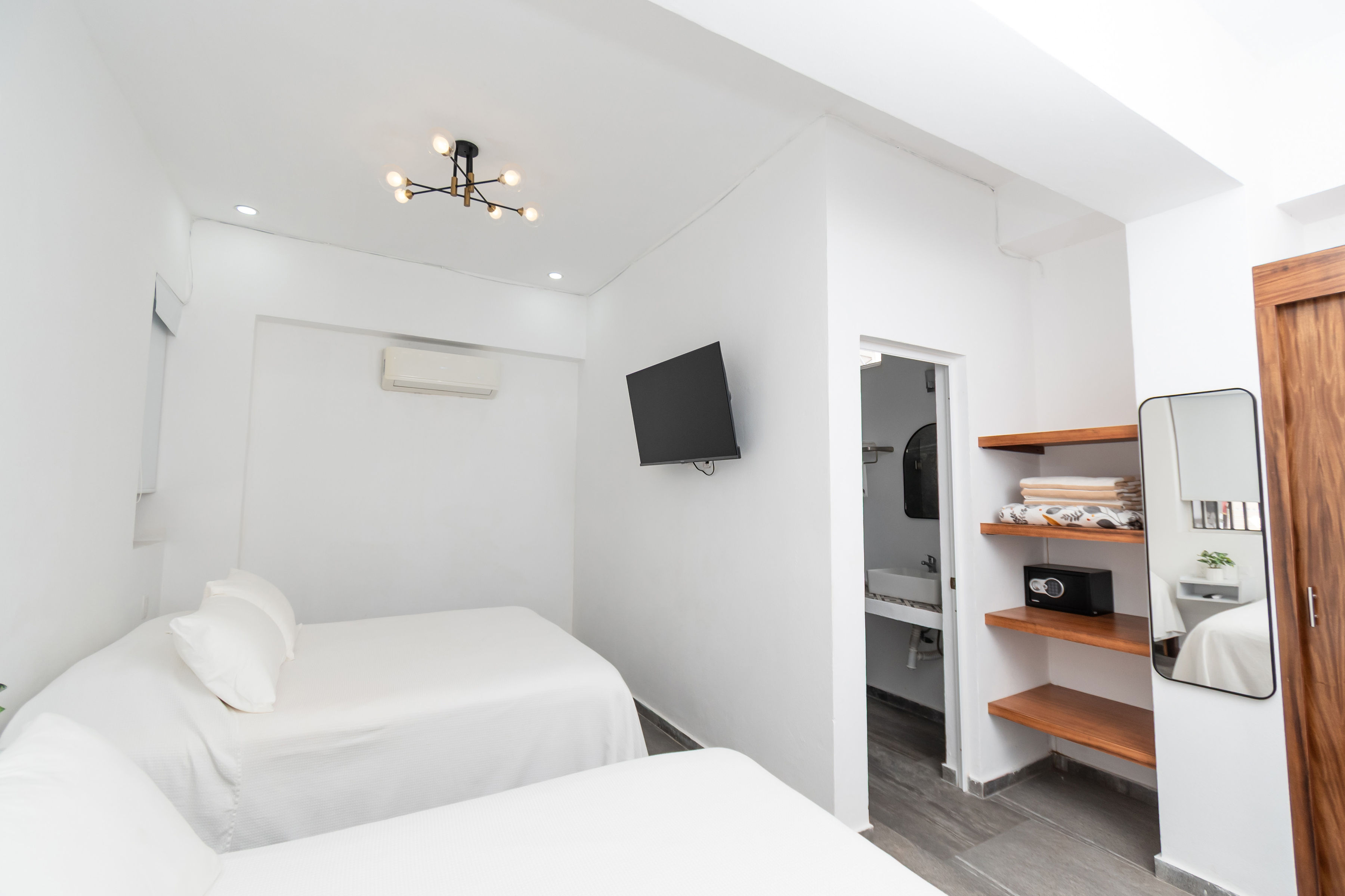 Quadruple with Double Bed