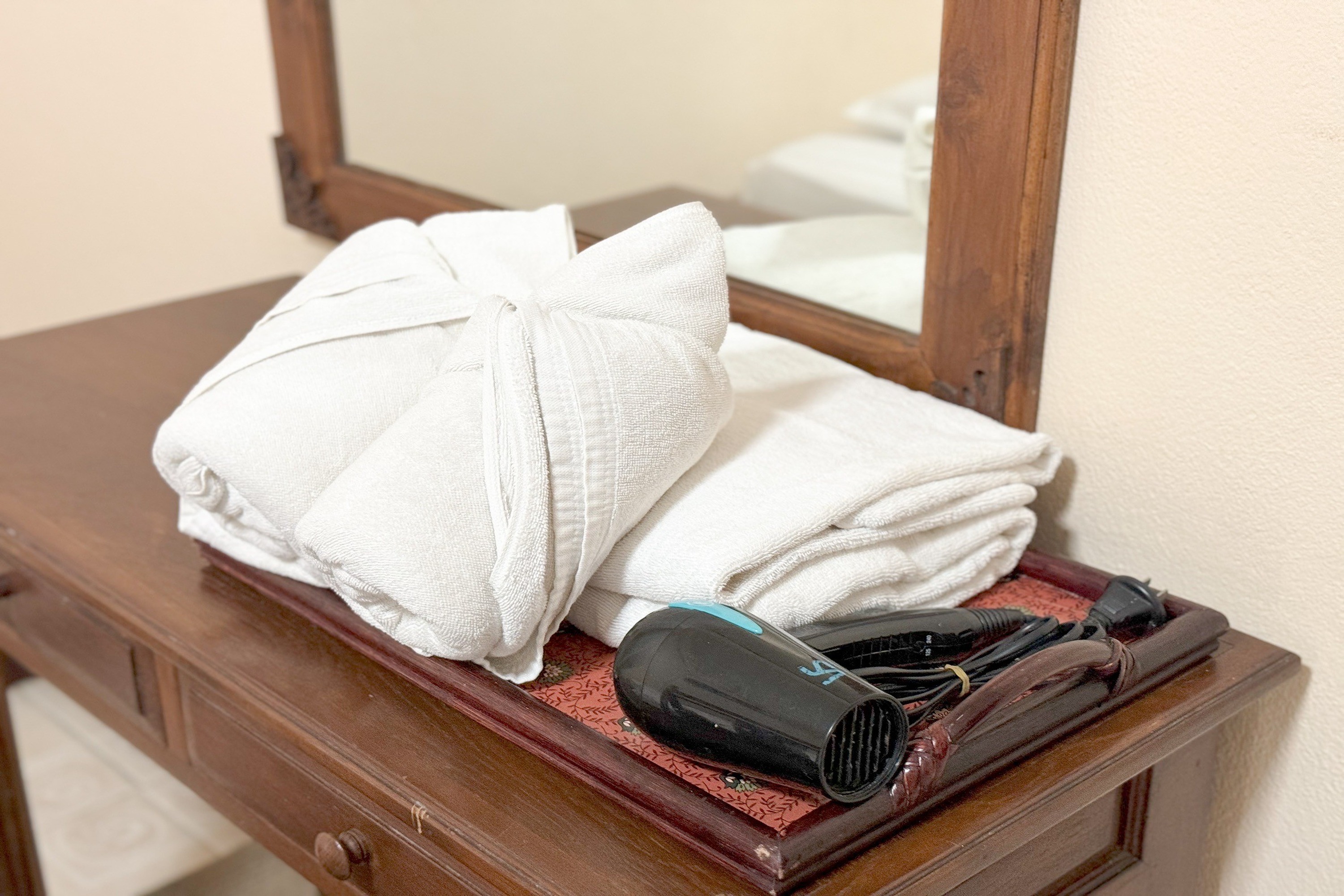 Twin No Air Conditioning