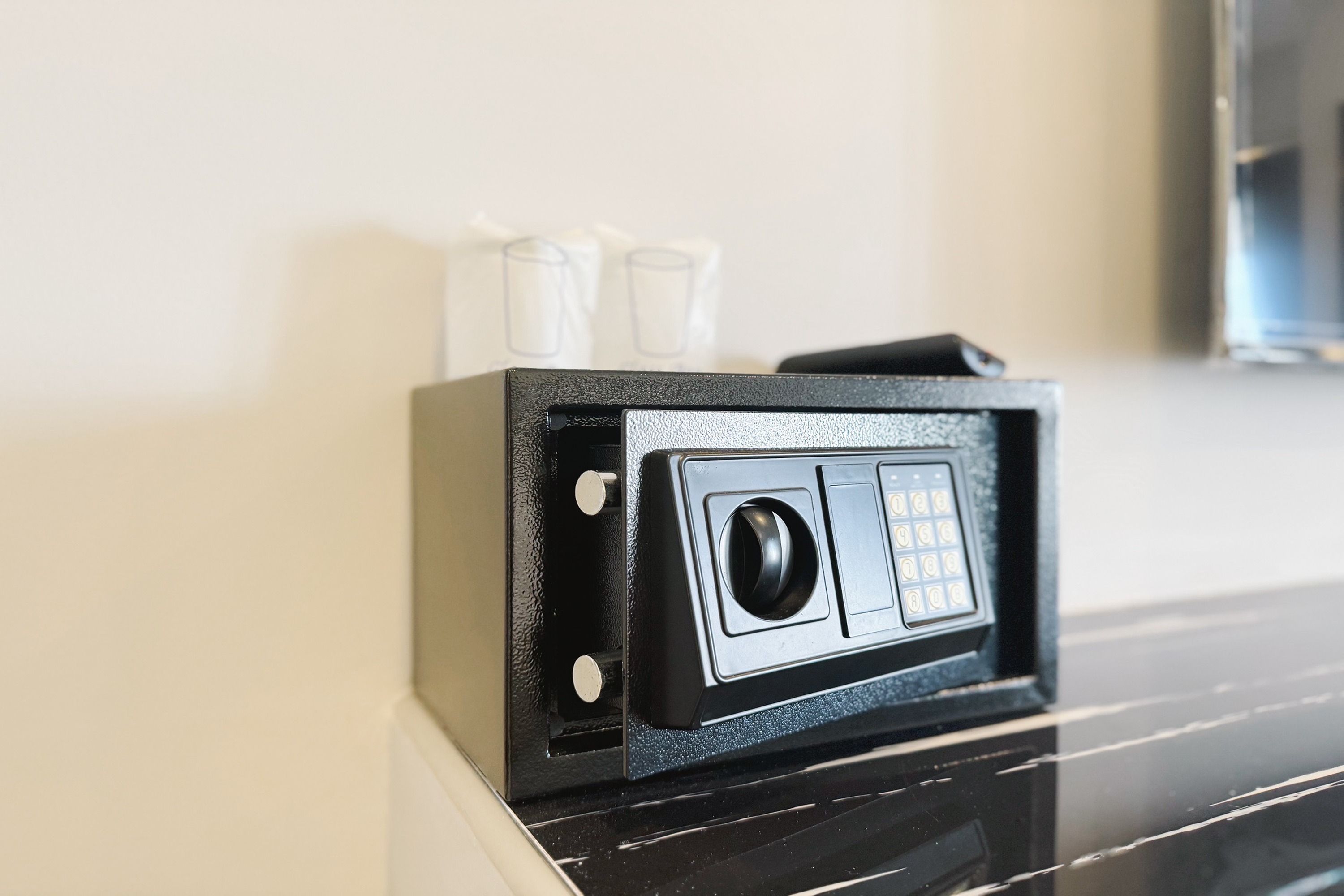 Double Deluxe King Bed