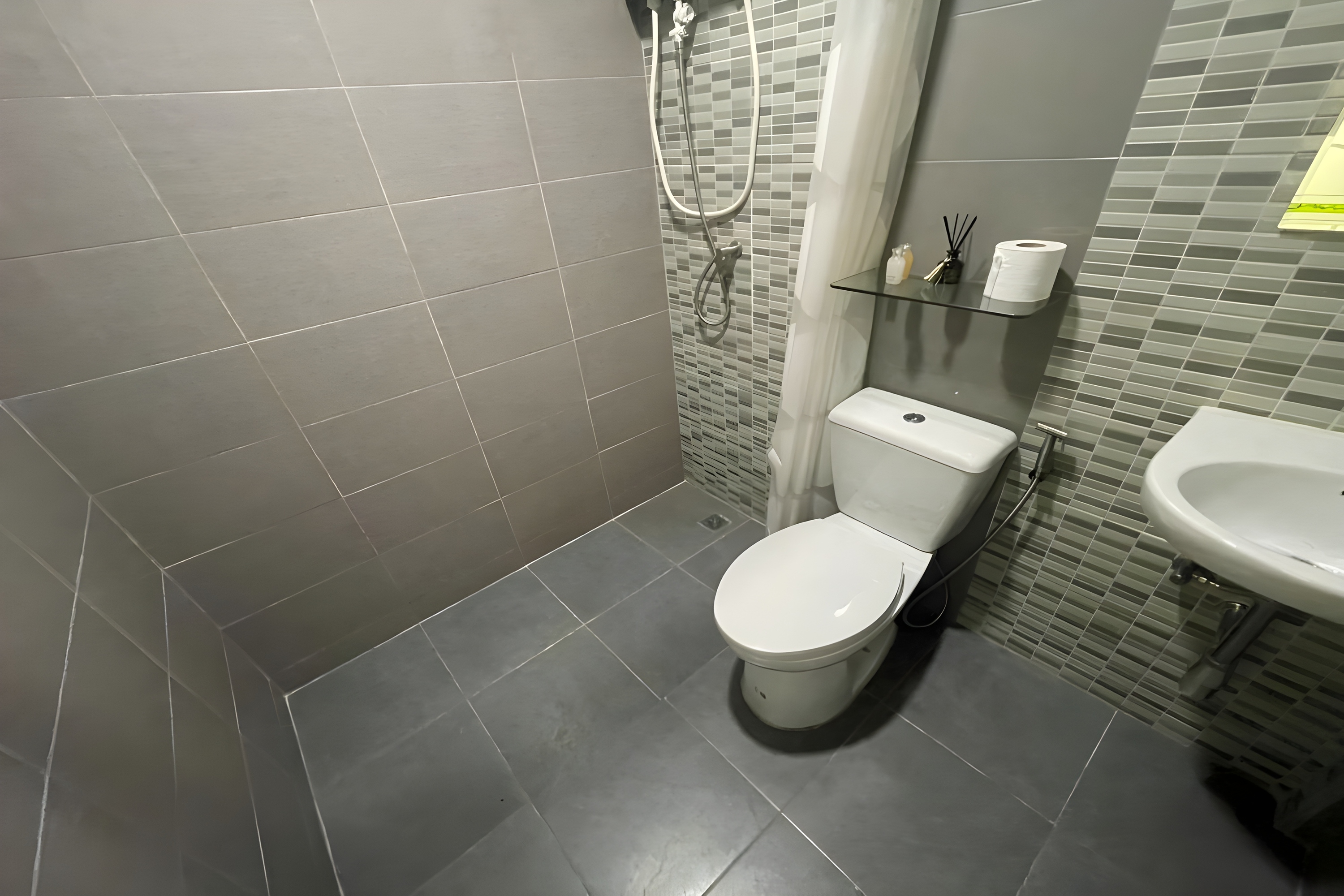 Twin Deluxe Garden View