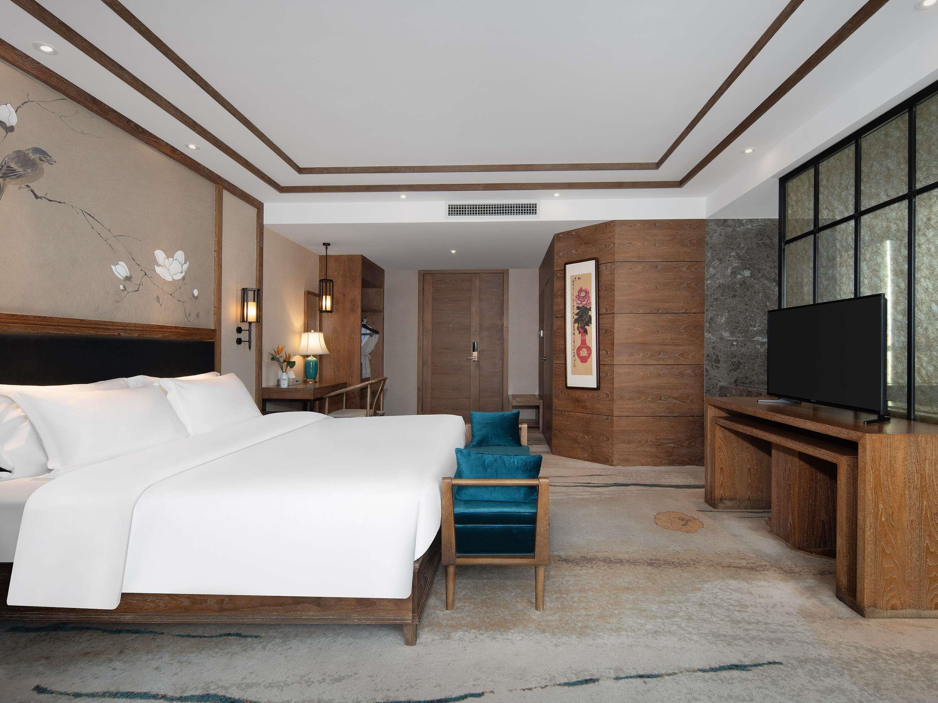 Suite Superior City View
