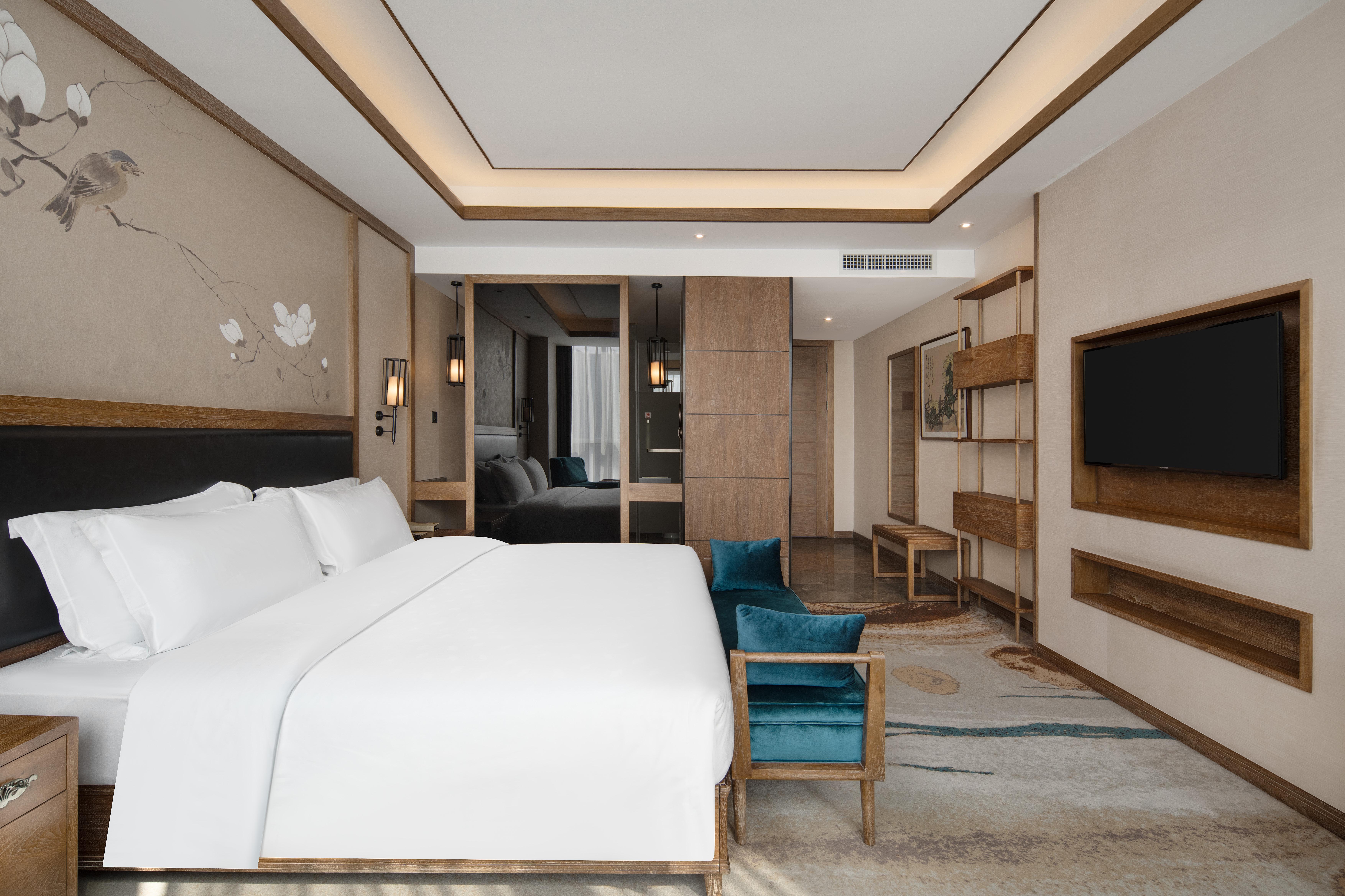 Double Superior City View