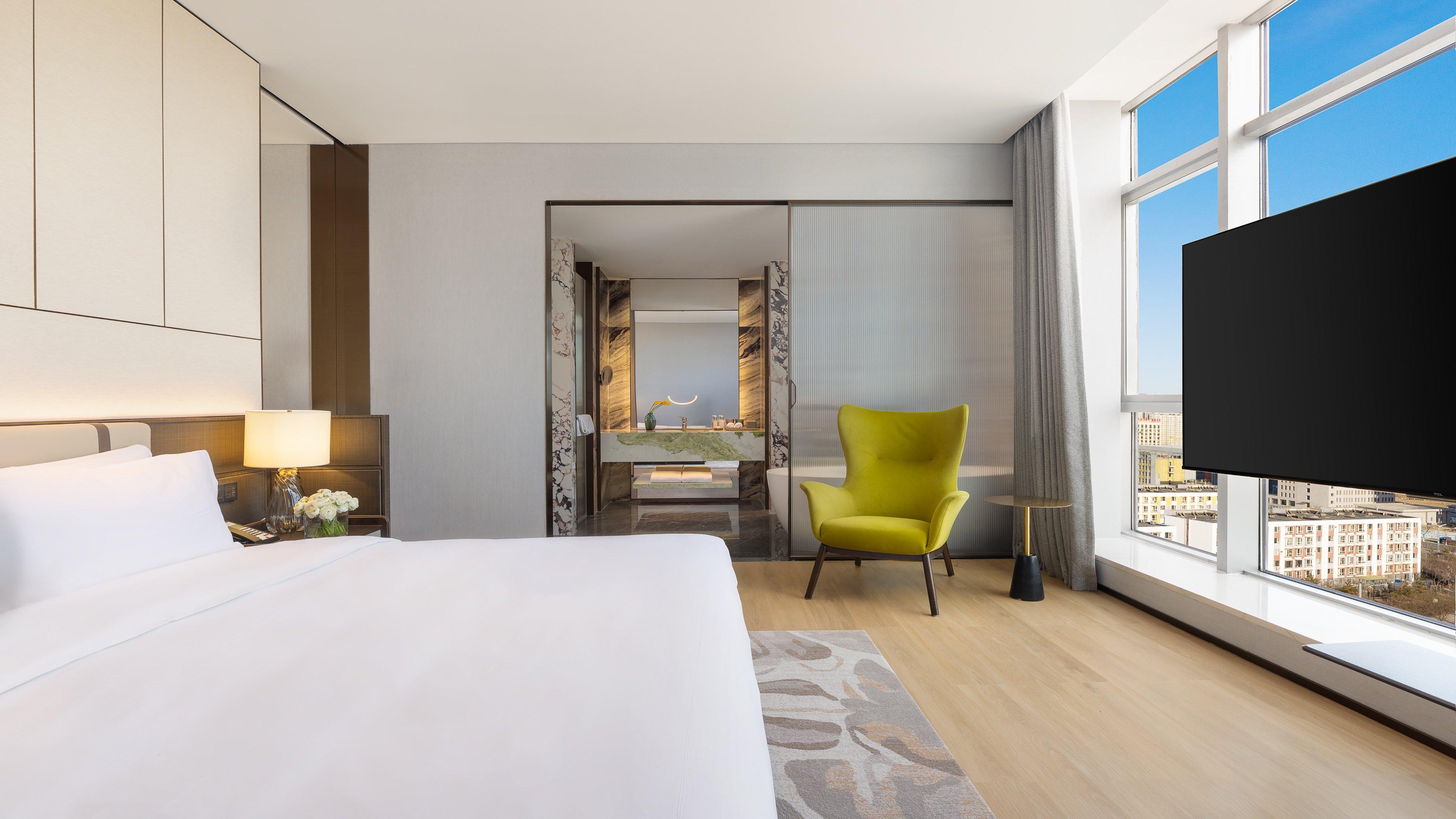 Suite with Kitchenette