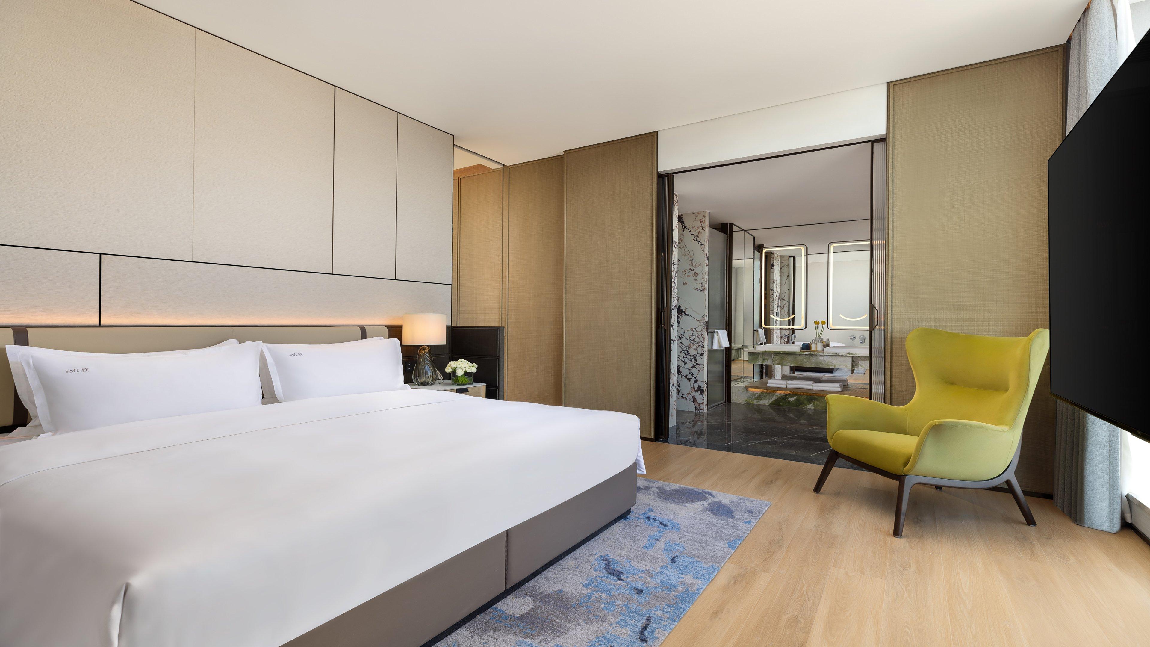 Suite with Kitchenette