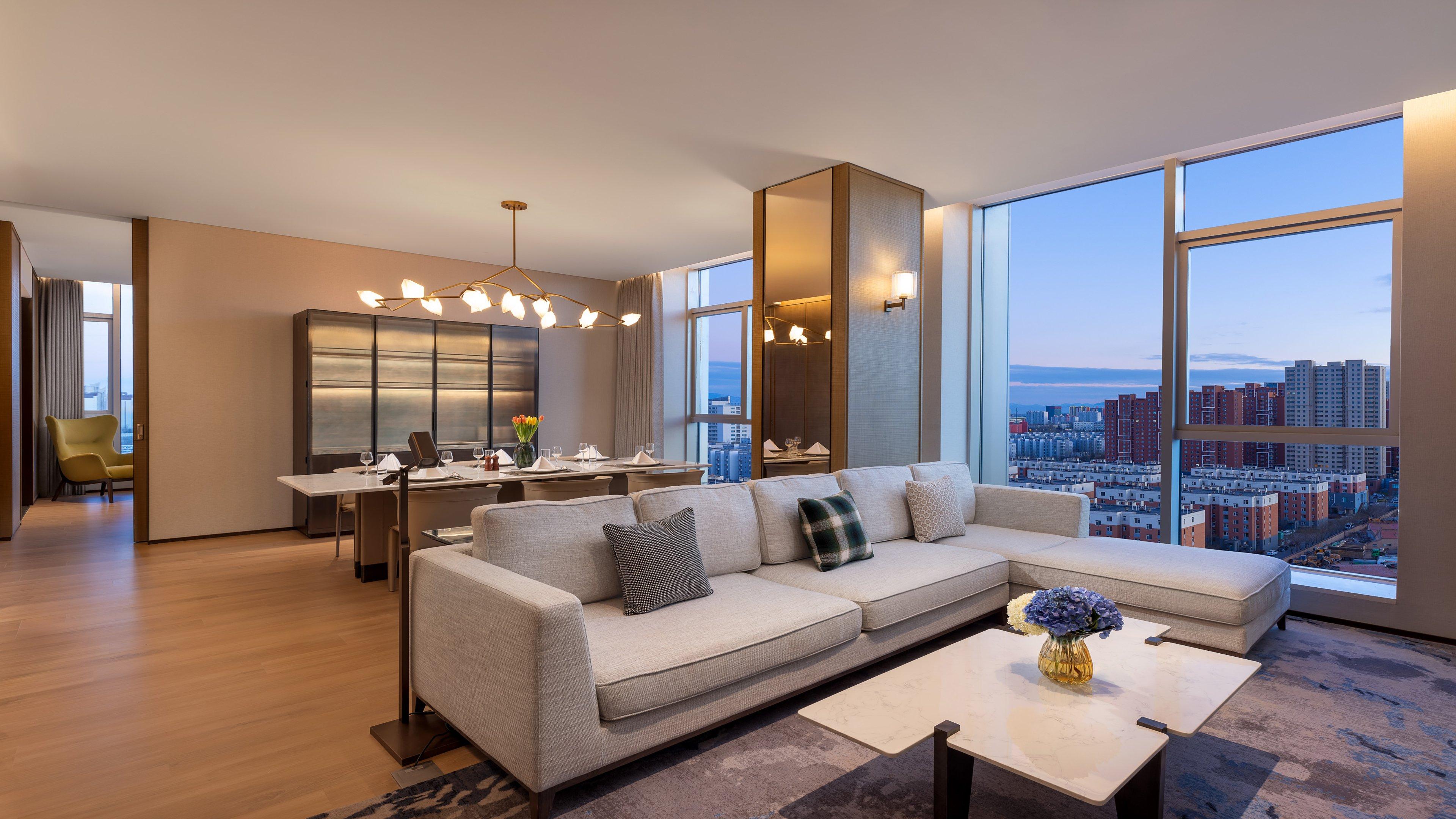 Suite with Kitchenette