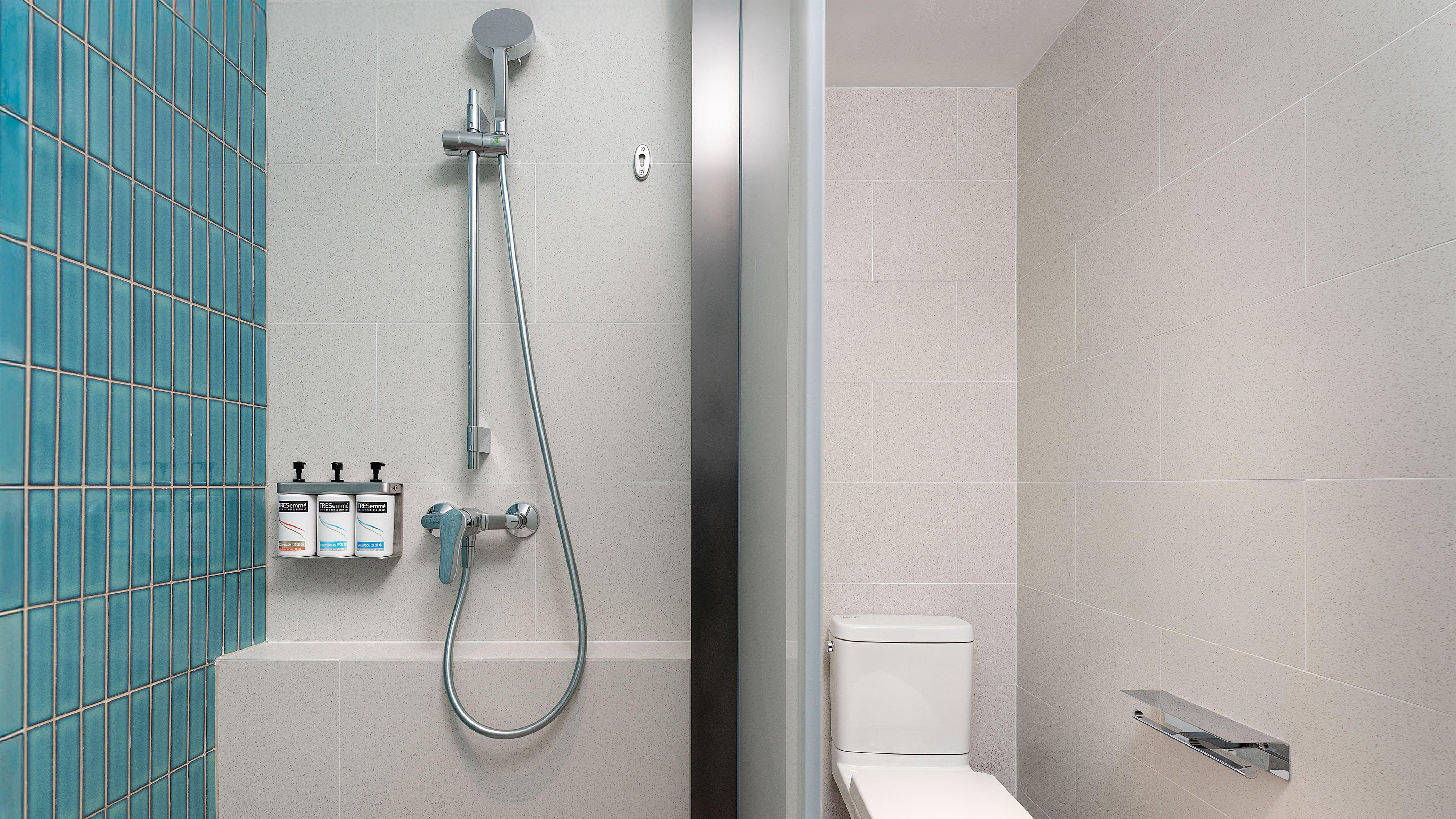 Quadruple Two Double Beds