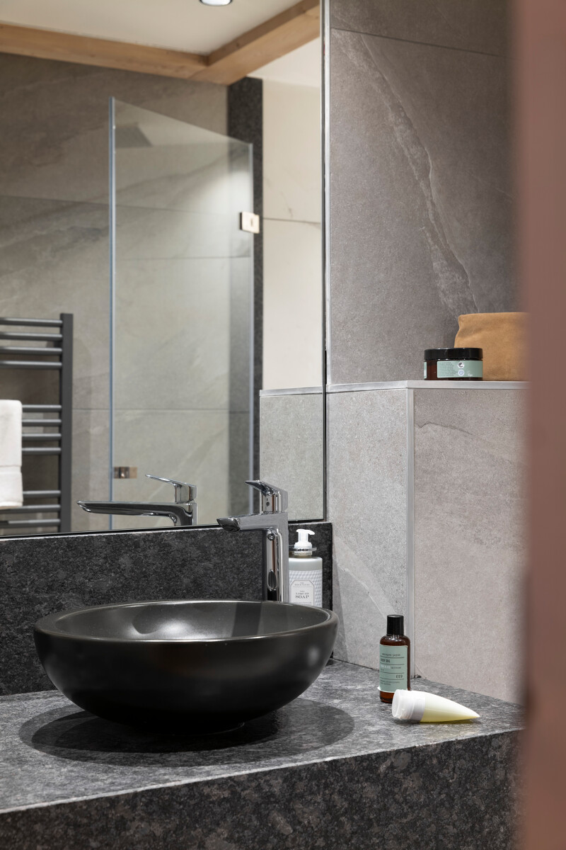 Apartment Capacity 6