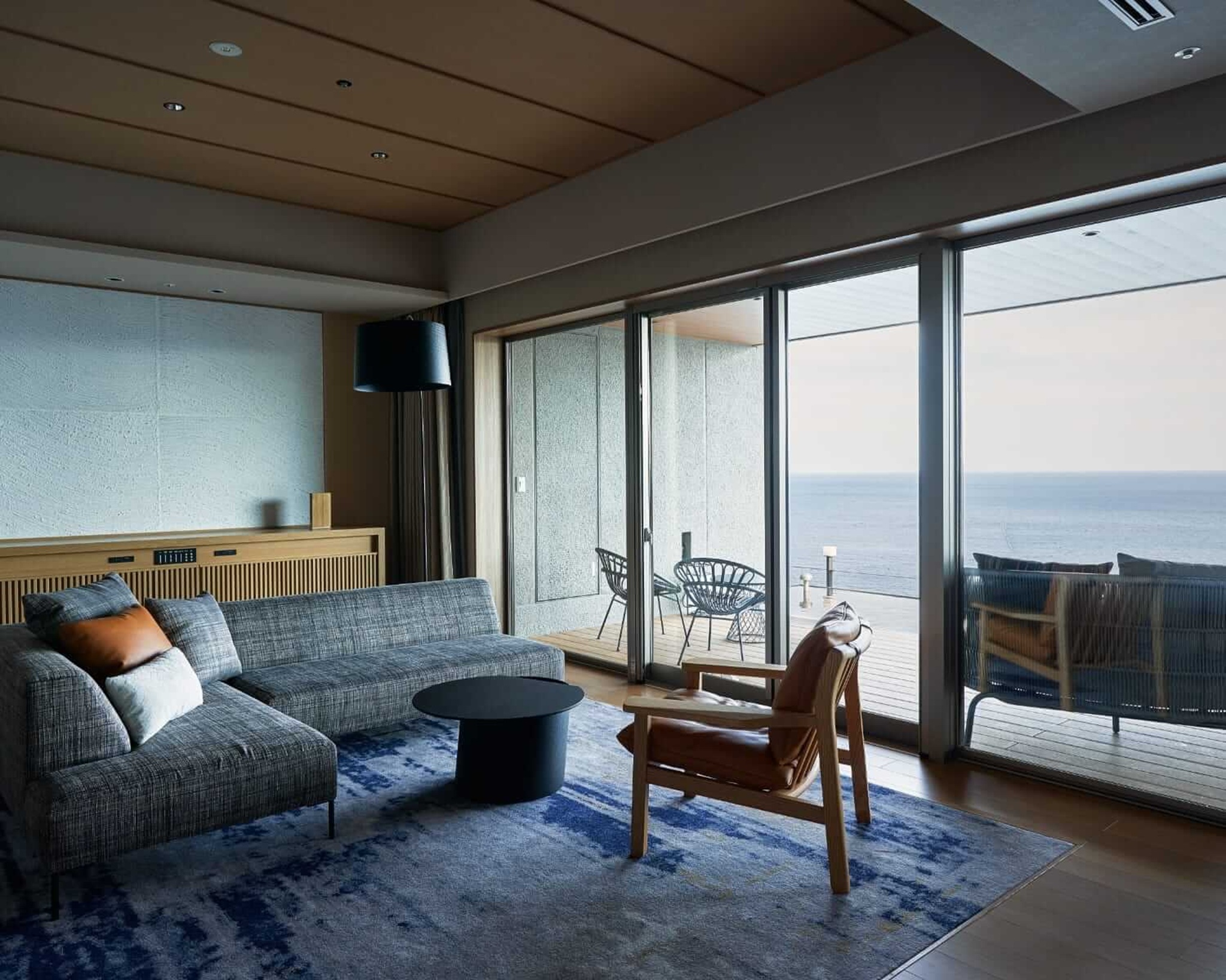 Suite with Views