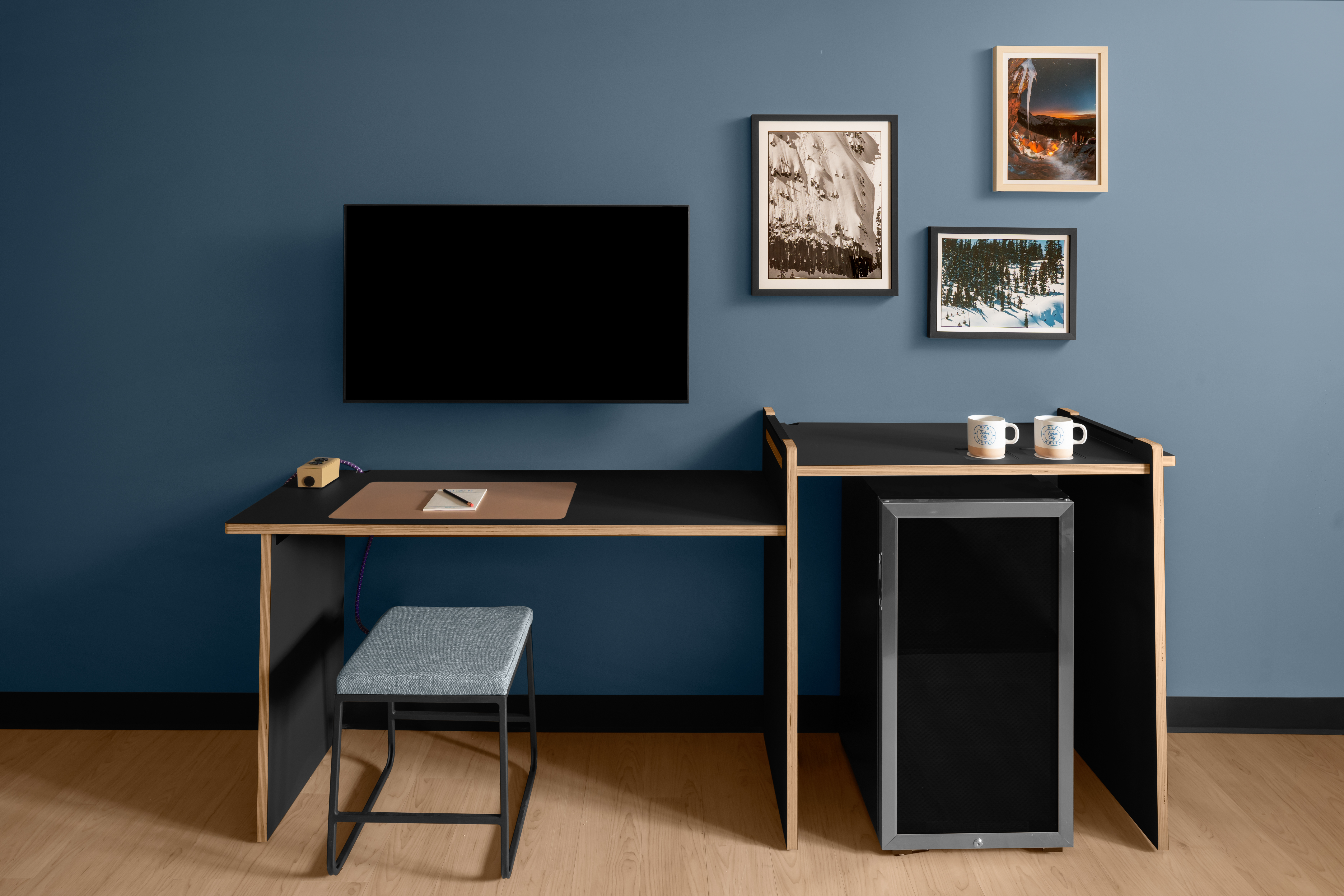 Double Queen Size Bed