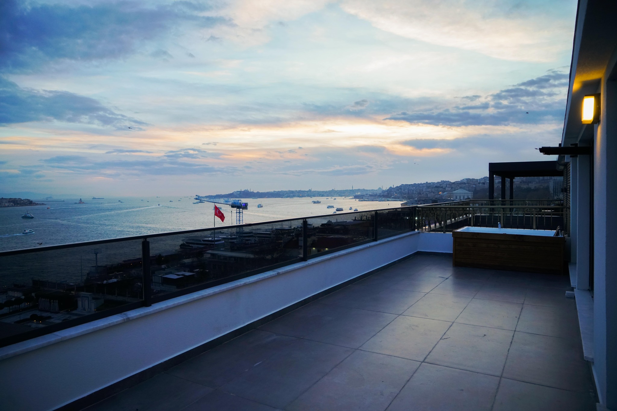 Suite Deluxe King Bed